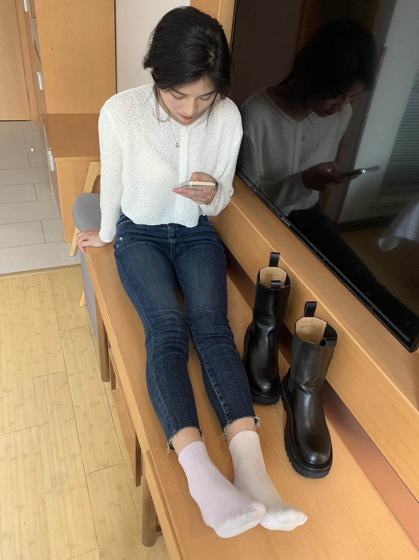 图片[79]-[誉铭传媒]袜足摄影 2022年《3月整合福利》[91P] – 速更版-美库