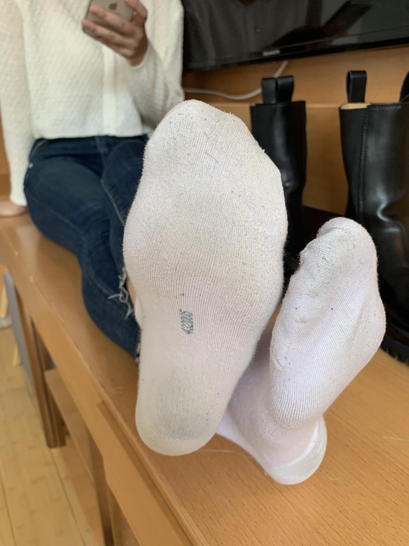 图片[82]-[誉铭传媒]袜足摄影 2022年《3月整合福利》[91P] – 速更版-美库