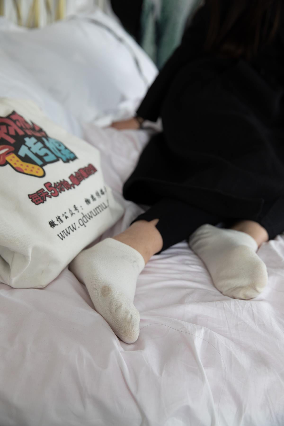 图片[10]-物恋传媒 NO.645 菲菲-未眠夜 (1) [84P] – 速更版-美库