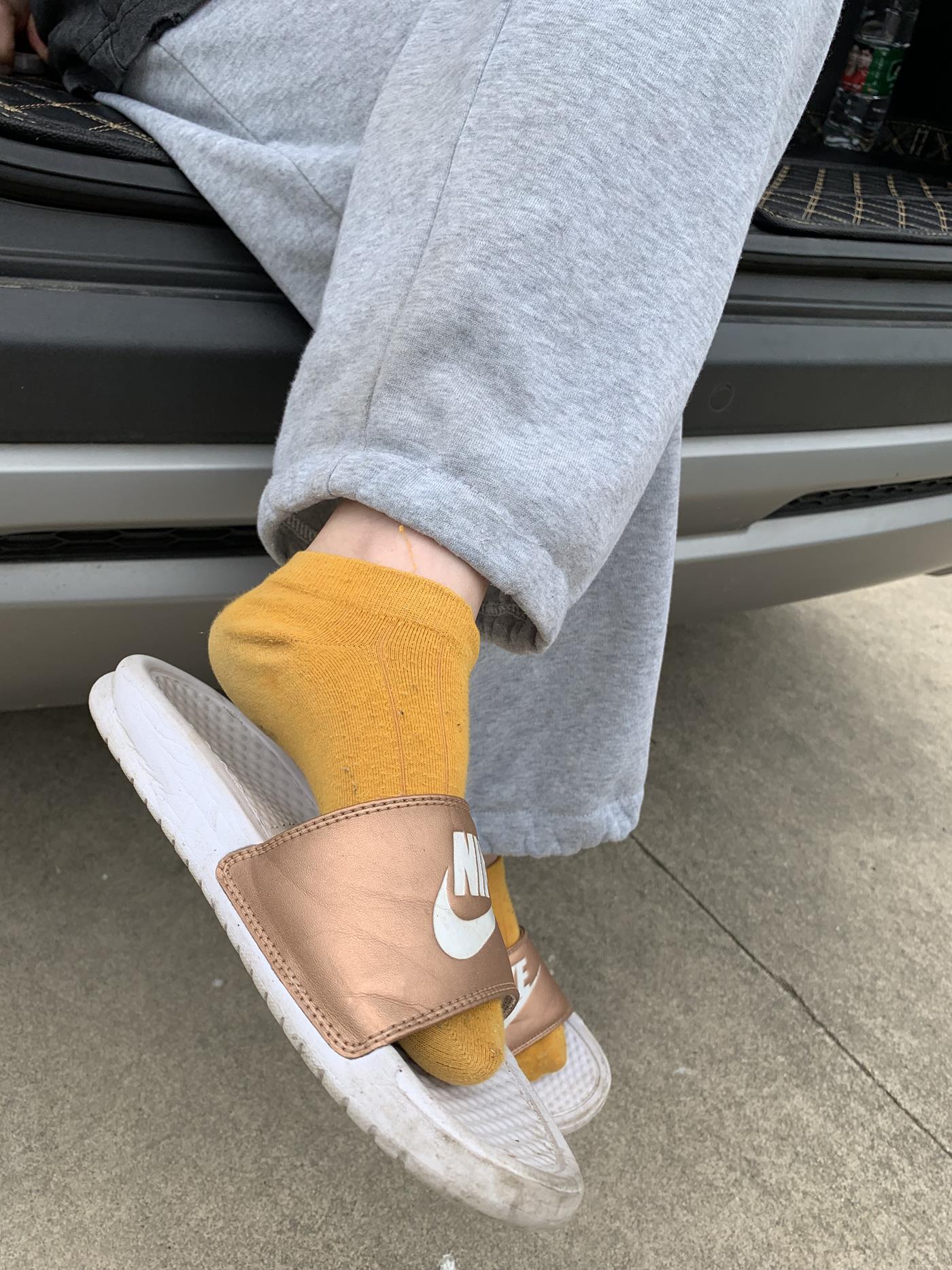 图片[42]-[誉铭传媒]袜足摄影 2022年《7月整合福利》二 （1）[62P] – 速更版-美库