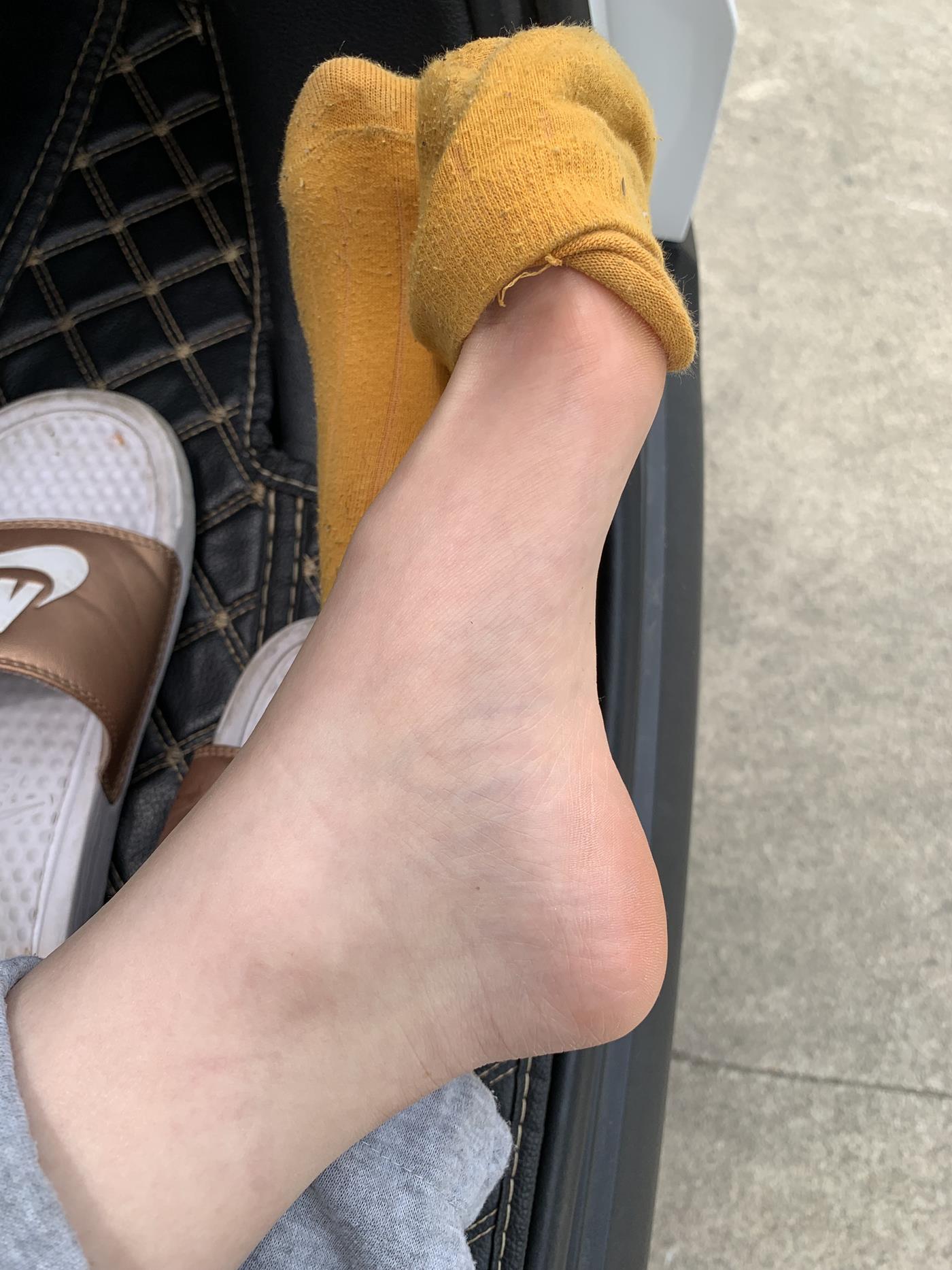 图片[56]-[誉铭传媒]袜足摄影 2022年《7月整合福利》二 （1）[62P] – 速更版-美库