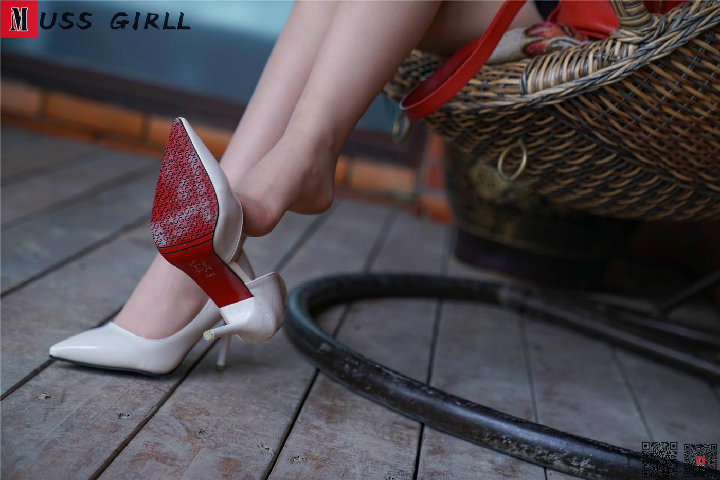 图片[68]-[MussGirl慕丝女郎]NO.289 角落里的美 [89P] – 速更版-美库