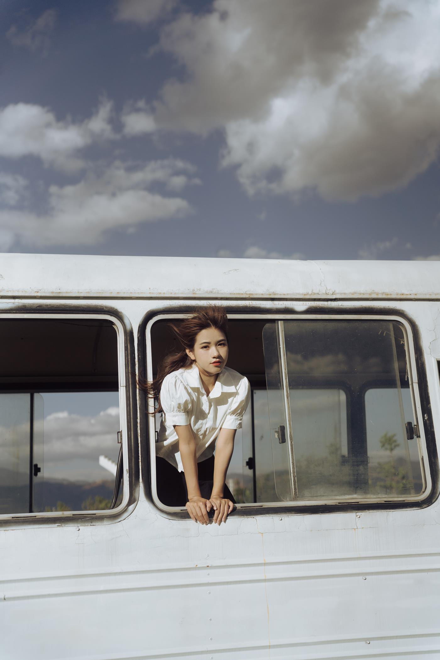 图片[13]-[YITUYU艺图语] 2022.01.15 中巴车带我回家 落痣_ [38P] – 速更版-美库