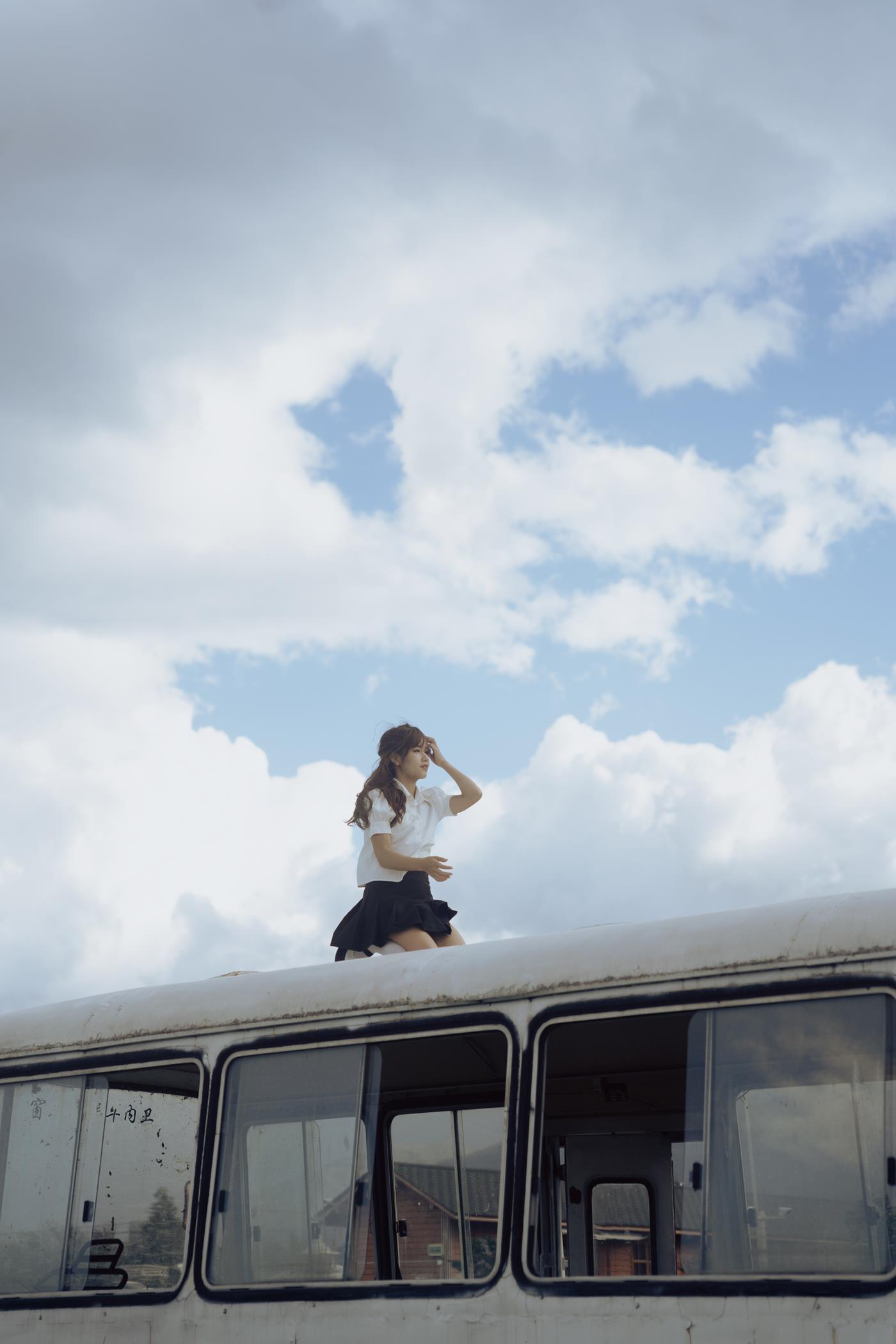 图片[24]-[YITUYU艺图语] 2022.01.15 中巴车带我回家 落痣_ [38P] – 速更版-美库