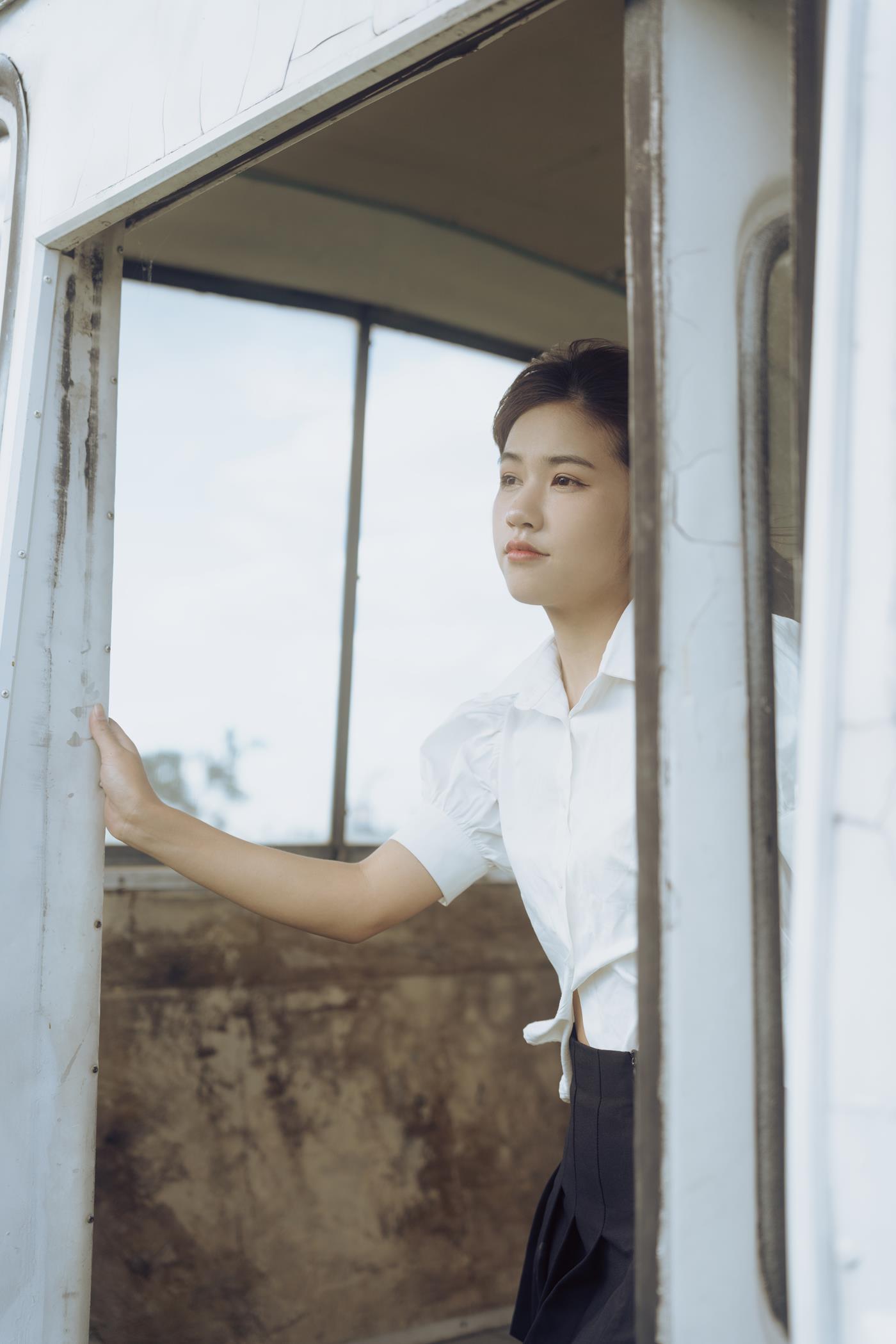 图片[33]-[YITUYU艺图语] 2022.01.15 中巴车带我回家 落痣_ [38P] – 速更版-美库