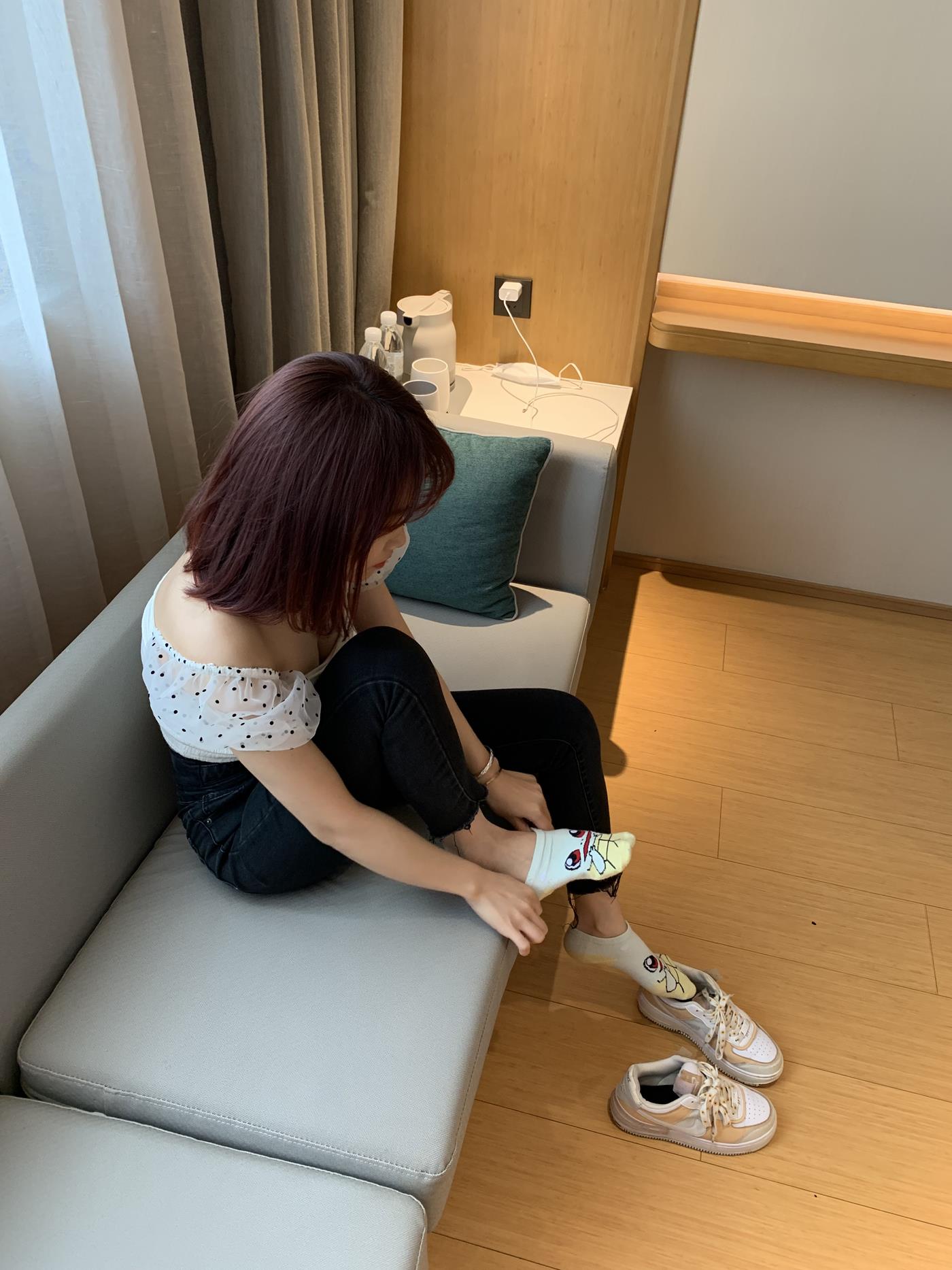 图片[10]-[誉铭传媒]袜足摄影 2022年《8月整合福利》(1) [64P] – 速更版-美库