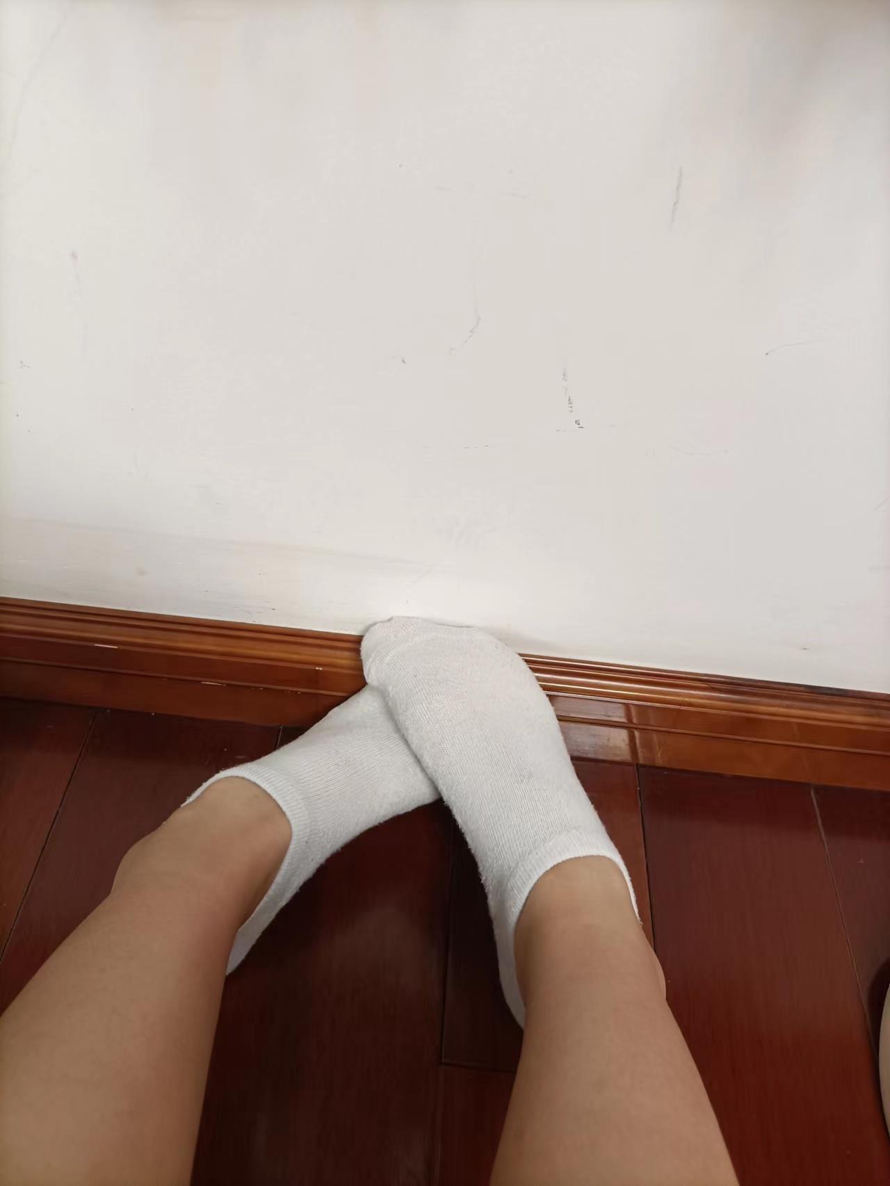 图片[11]-[誉铭传媒]袜足摄影 2022年《8月整合福利》(2) [56P] – 速更版-美库