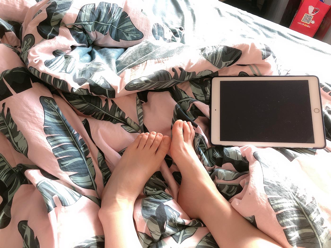 图片[13]-[誉铭传媒]袜足摄影 2022年《8月整合福利》(2) [56P] – 速更版-美库