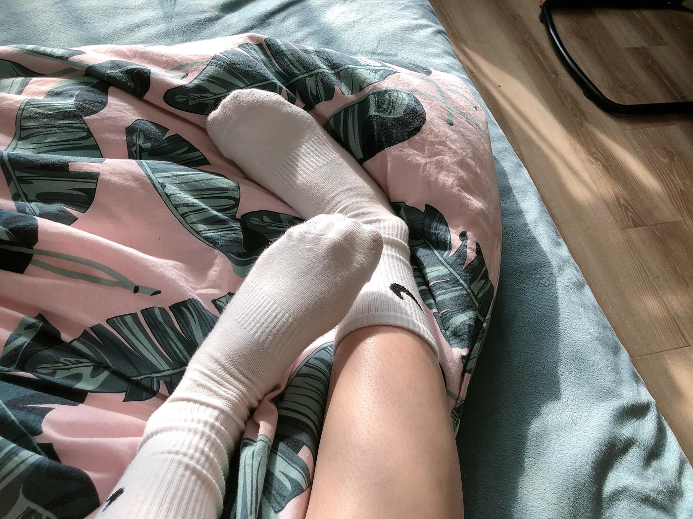 图片[19]-[誉铭传媒]袜足摄影 2022年《8月整合福利》(2) [56P] – 速更版-美库