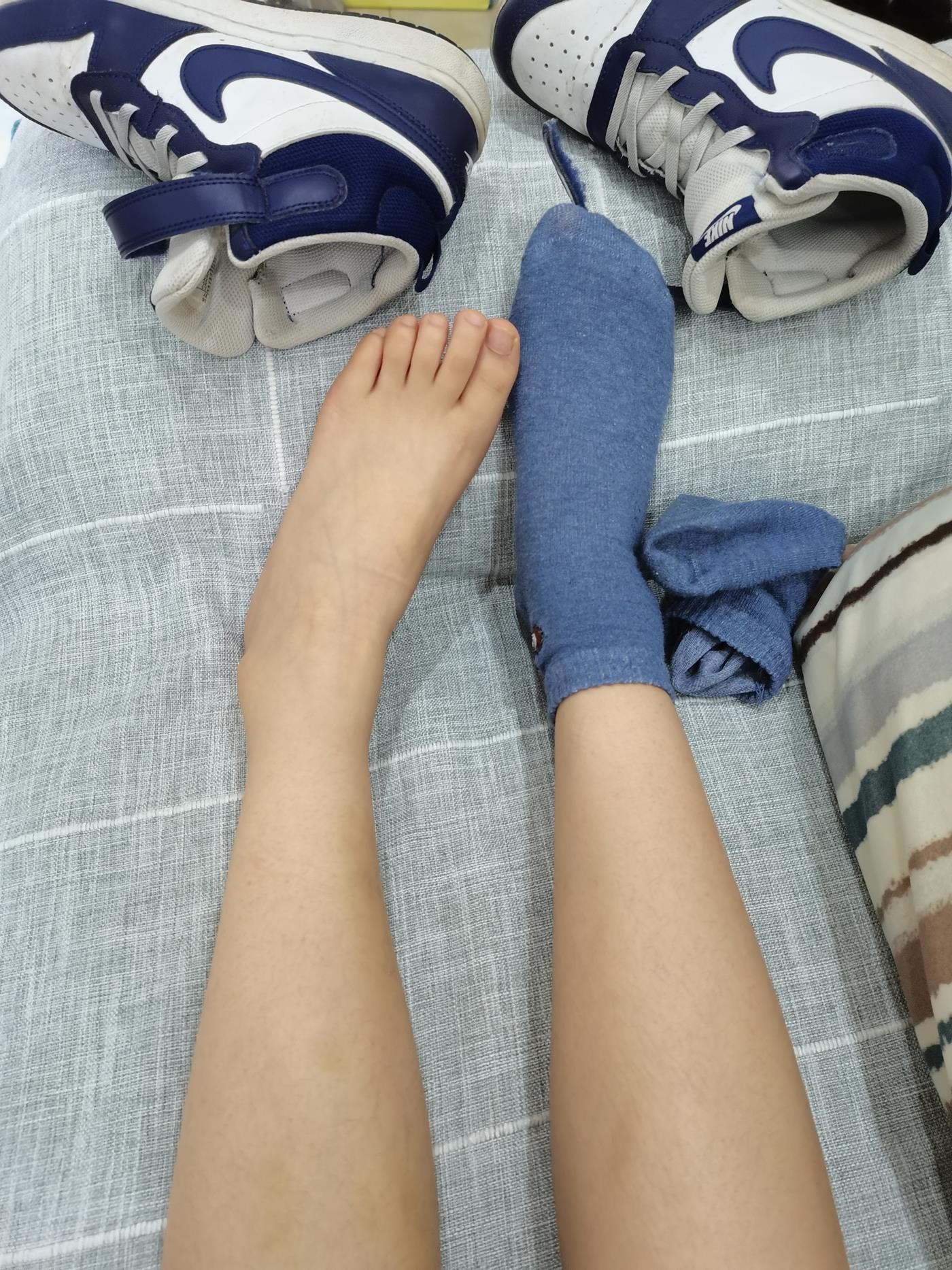 图片[22]-[誉铭传媒]袜足摄影 2022年《8月整合福利》(1) [64P] – 速更版-美库