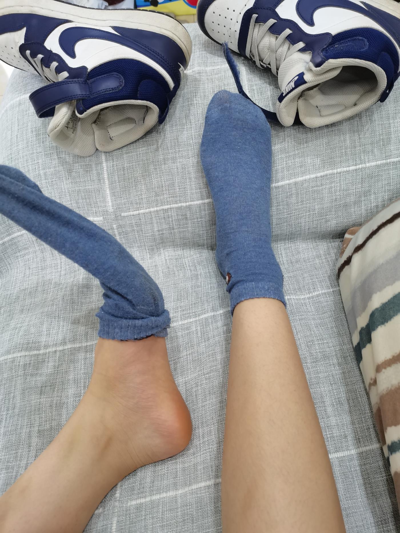 图片[32]-[誉铭传媒]袜足摄影 2022年《8月整合福利》(1) [64P] – 速更版-美库