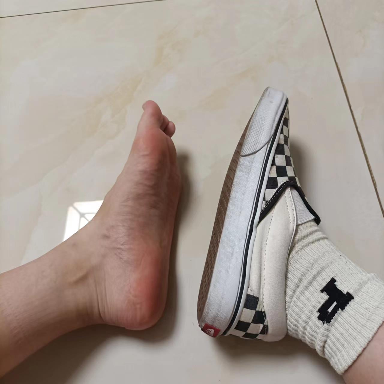 图片[36]-[誉铭传媒]袜足摄影 2022年《8月整合福利》(2) [56P] – 速更版-美库