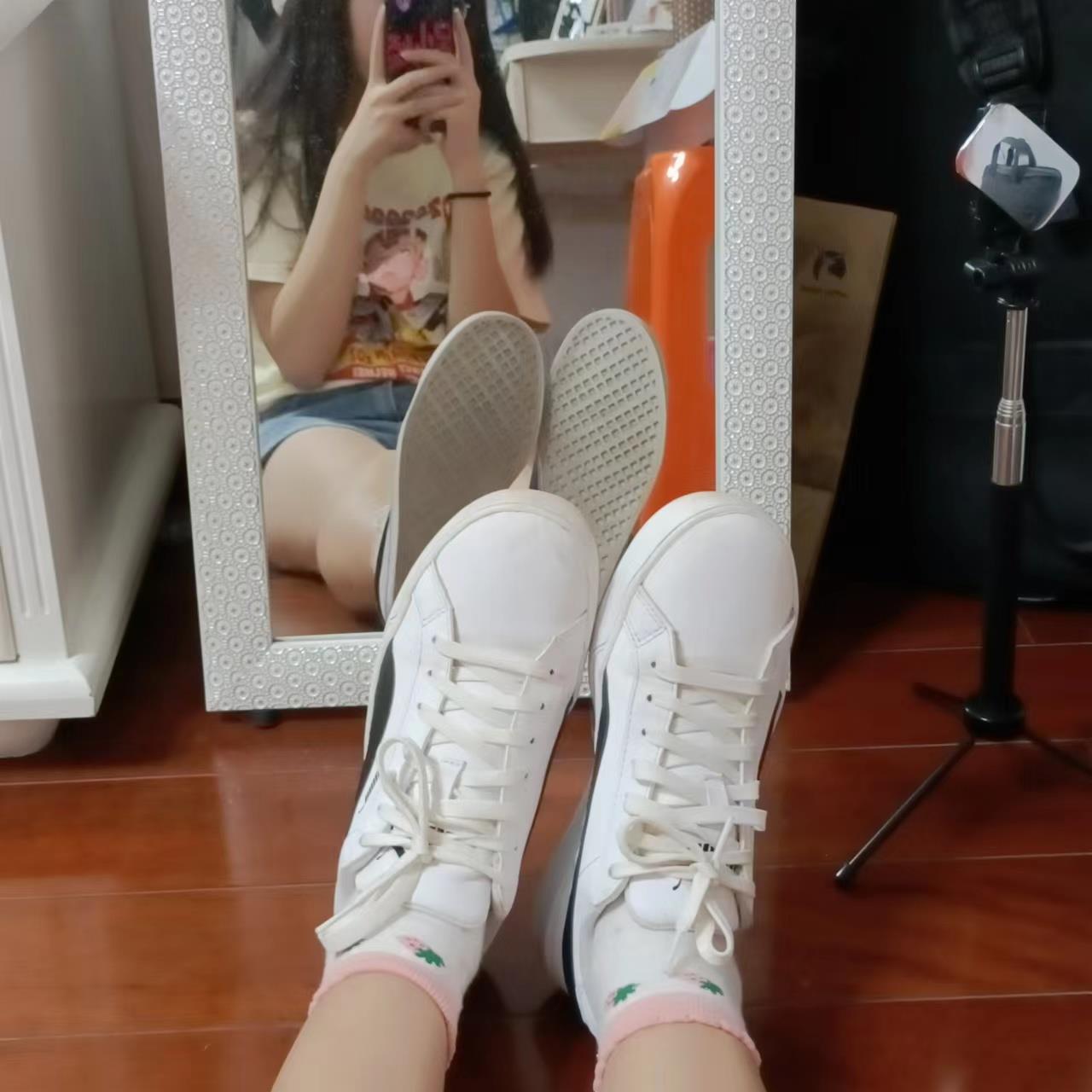 图片[54]-[誉铭传媒]袜足摄影 2022年《8月整合福利》(2) [56P] – 速更版-美库