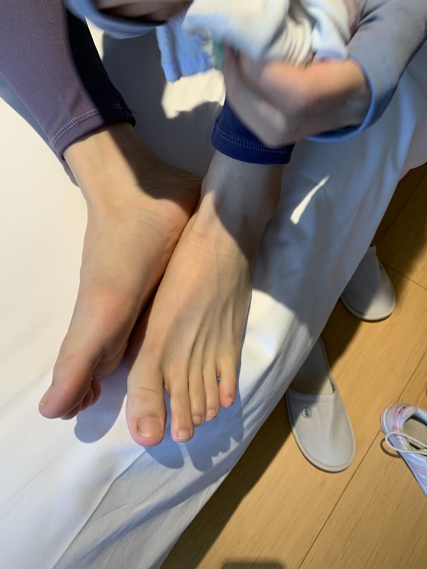 图片[45]-[誉铭传媒]袜足摄影 2022年《8月整合福利》(1) [64P] – 速更版-美库