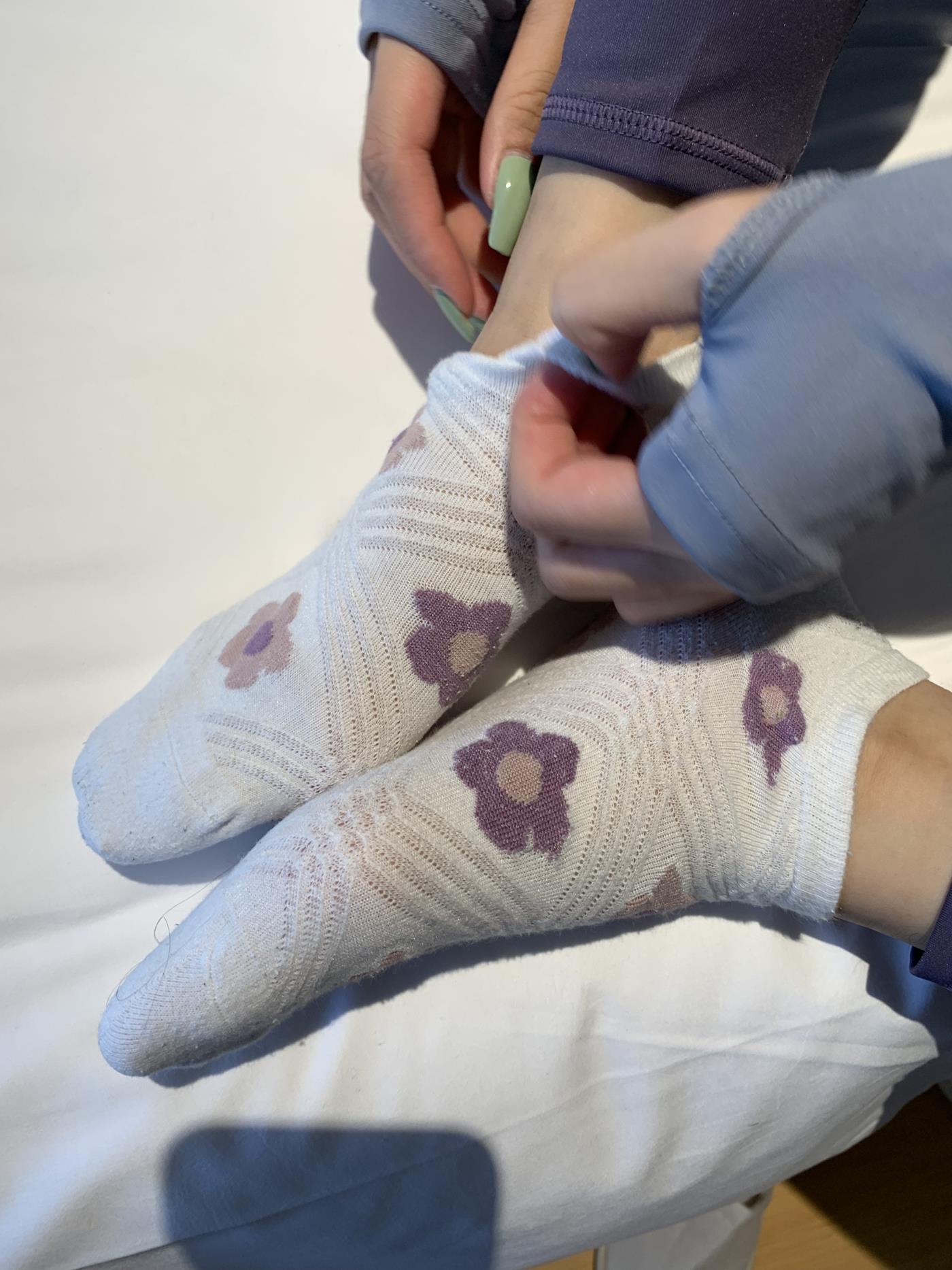 图片[48]-[誉铭传媒]袜足摄影 2022年《8月整合福利》(1) [64P] – 速更版-美库