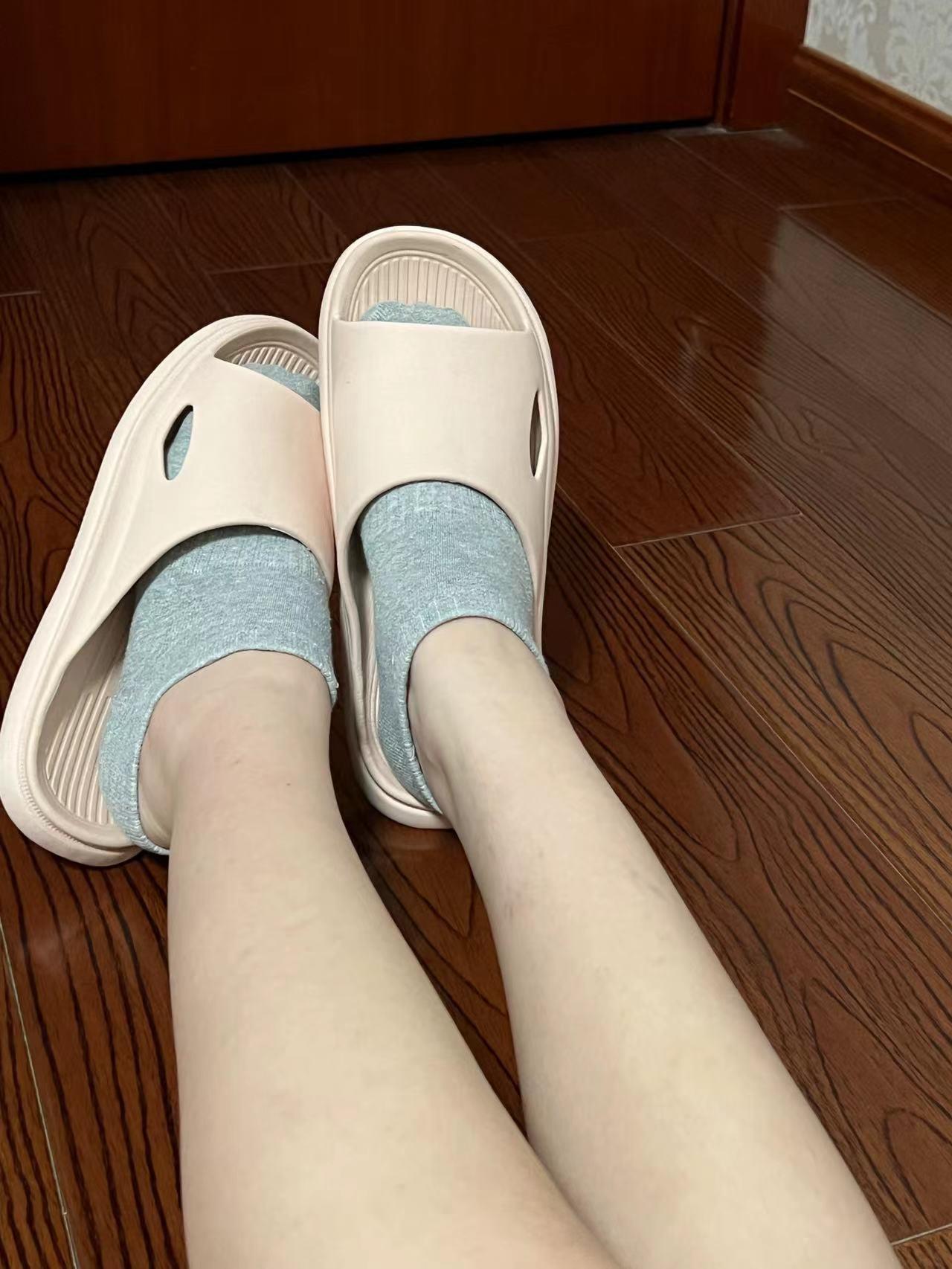 图片[62]-[誉铭传媒]袜足摄影 2022年《8月整合福利》(1) [64P] – 速更版-美库