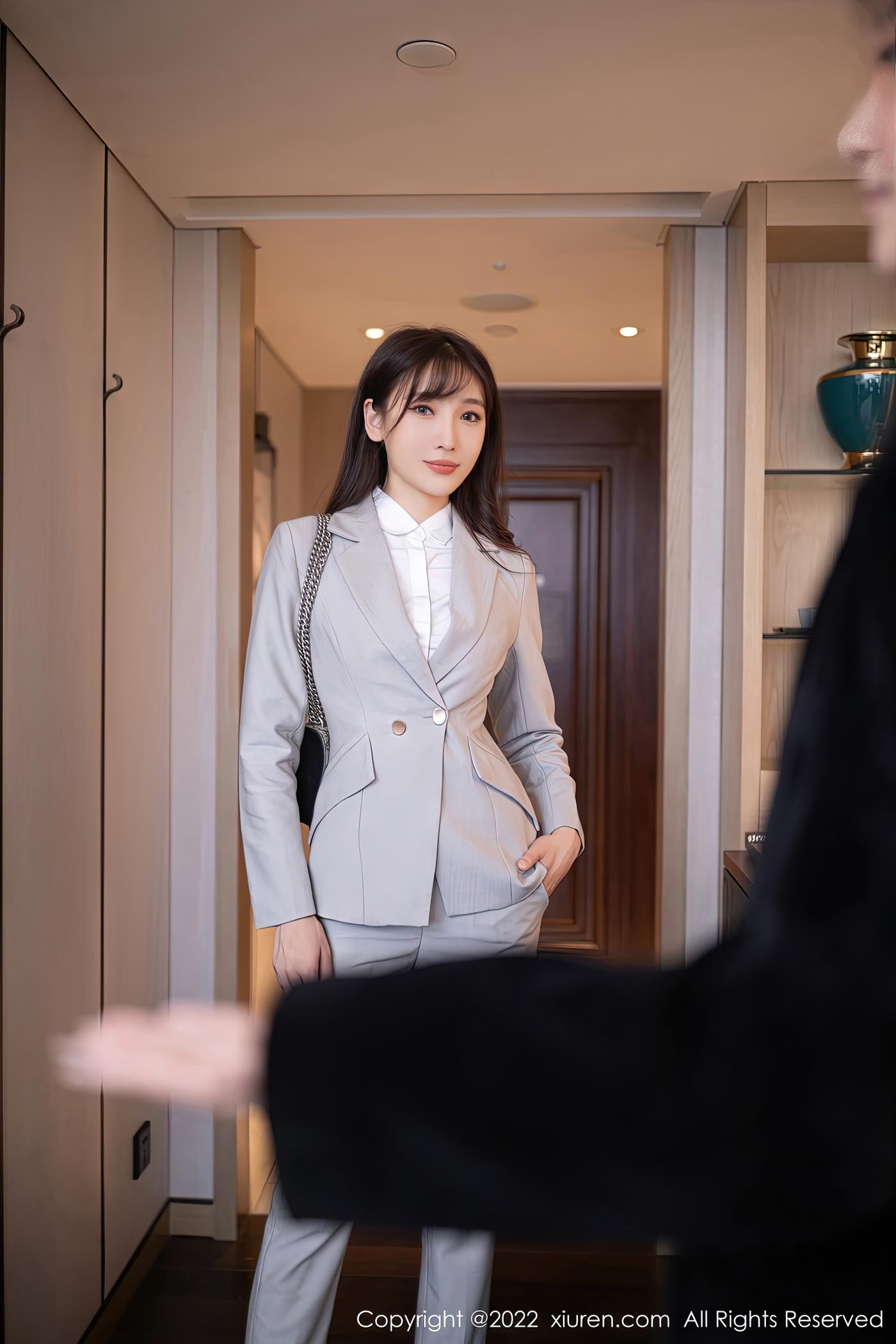 图片[23]-[Xiuren秀人网]2022.11.10 NO.5840 陆萱萱[26+1P] – 速更版-美库