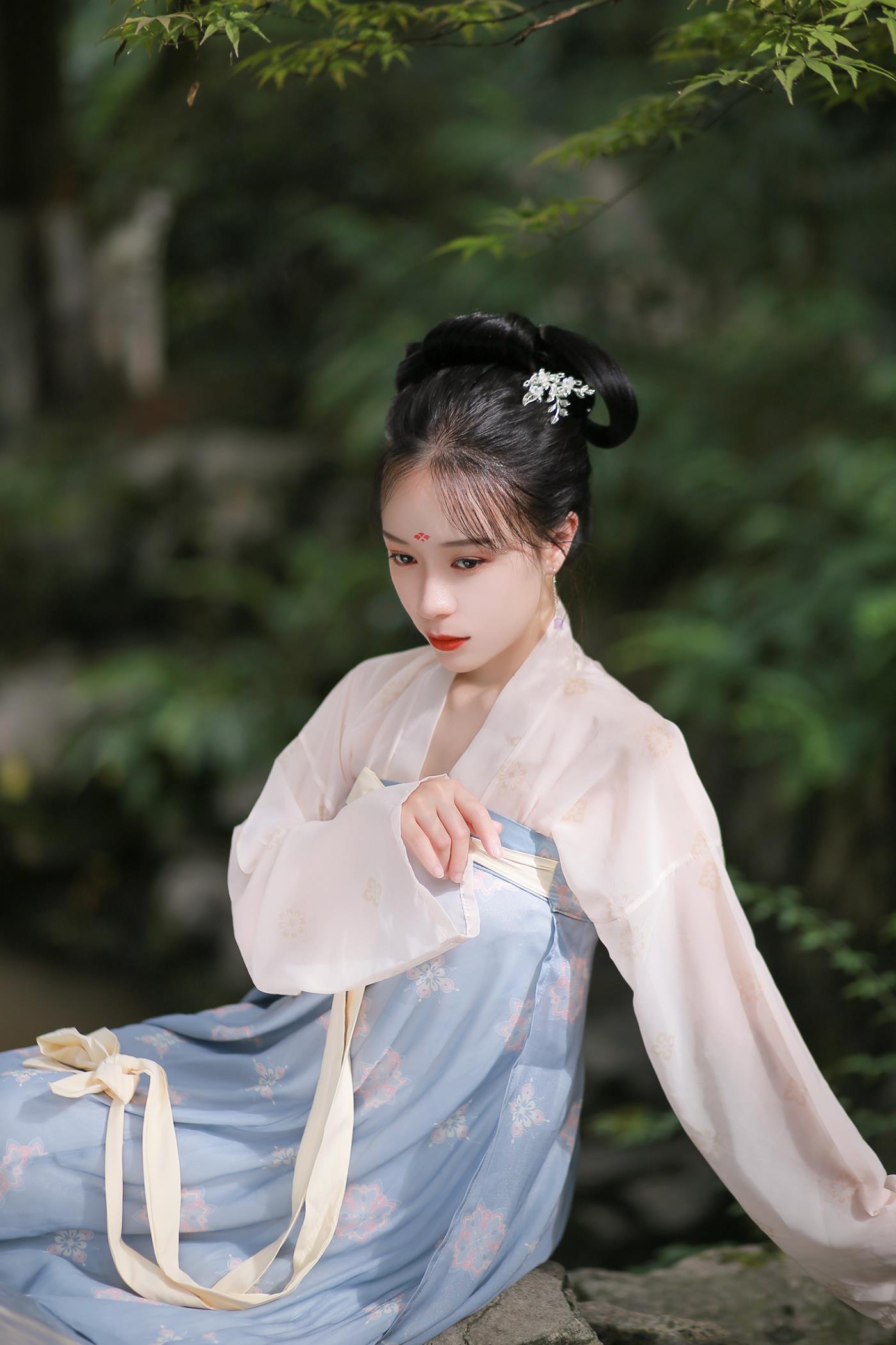 图片[11]-[YITUYU艺图语] 2022.01.18 蝶恋花 花泽阮阮 [22P] – 速更版-美库