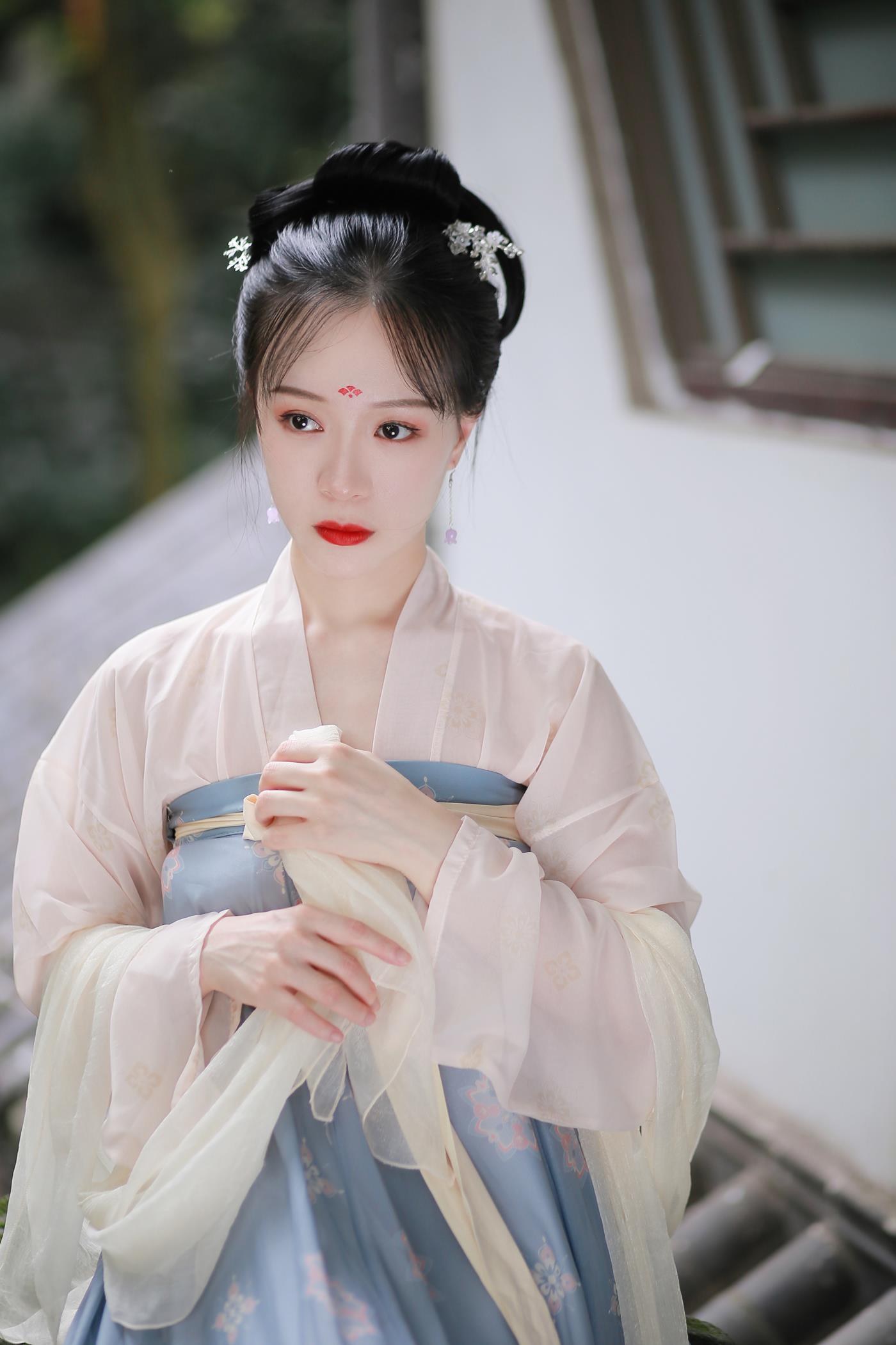 图片[15]-[YITUYU艺图语] 2022.01.18 蝶恋花 花泽阮阮 [22P] – 速更版-美库