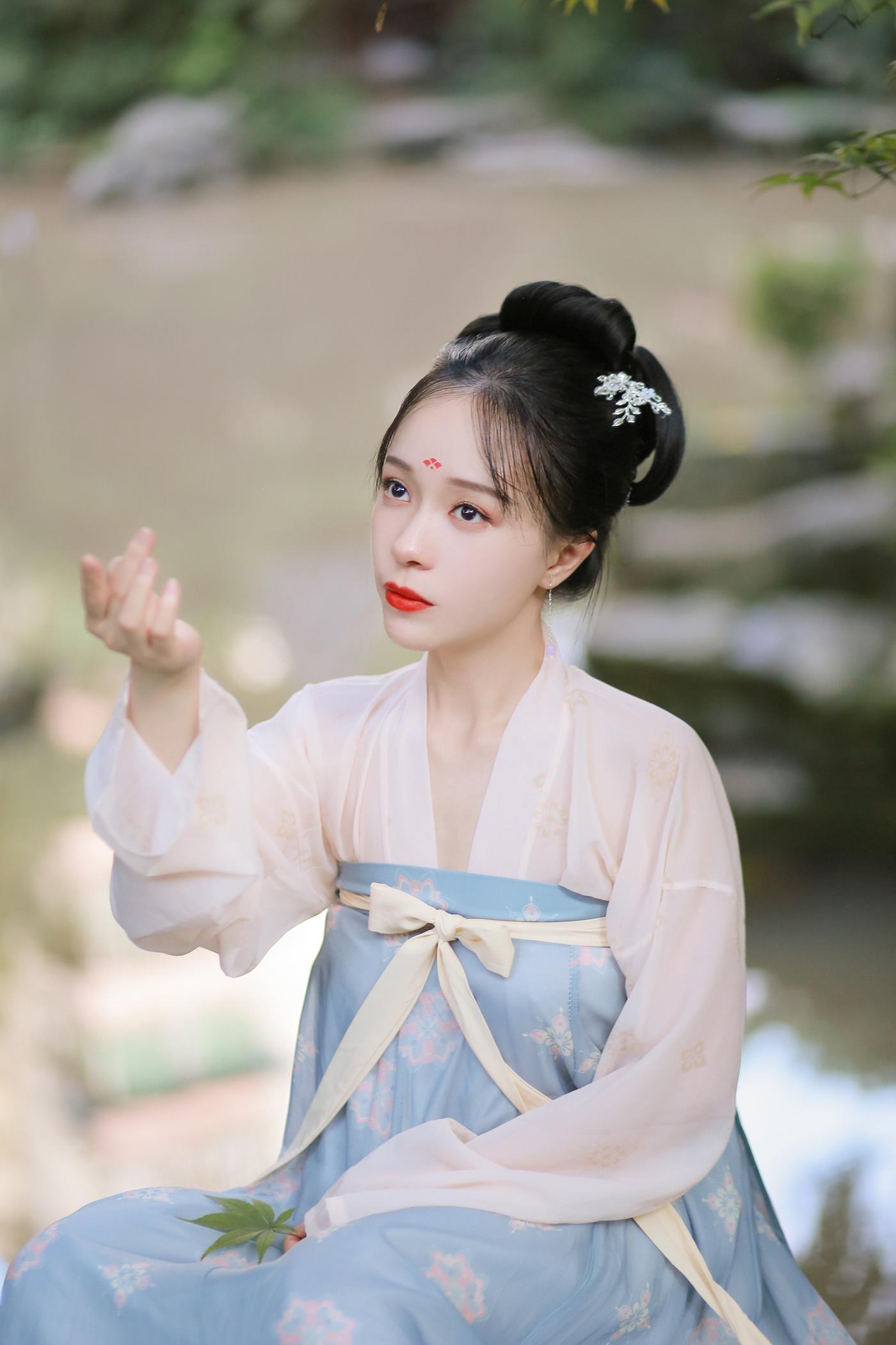 图片[24]-[YITUYU艺图语] 2022.01.18 蝶恋花 花泽阮阮 [22P] – 速更版-美库