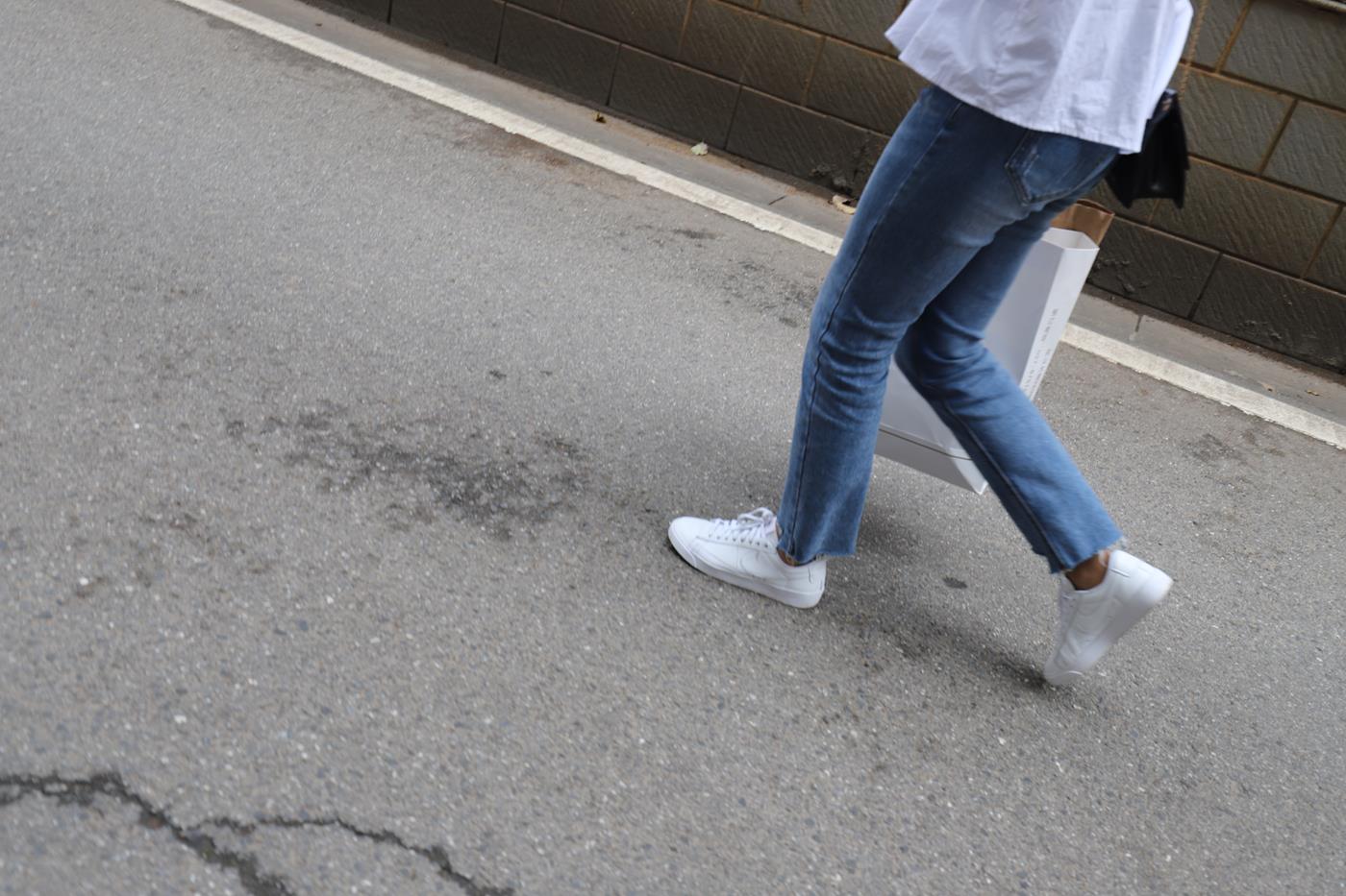 图片[23]-大西瓜爱牙膏-2020 01X活动 模特2（二） 牛仔裤短丝白鞋 (1) [96P] – 速更版-美库