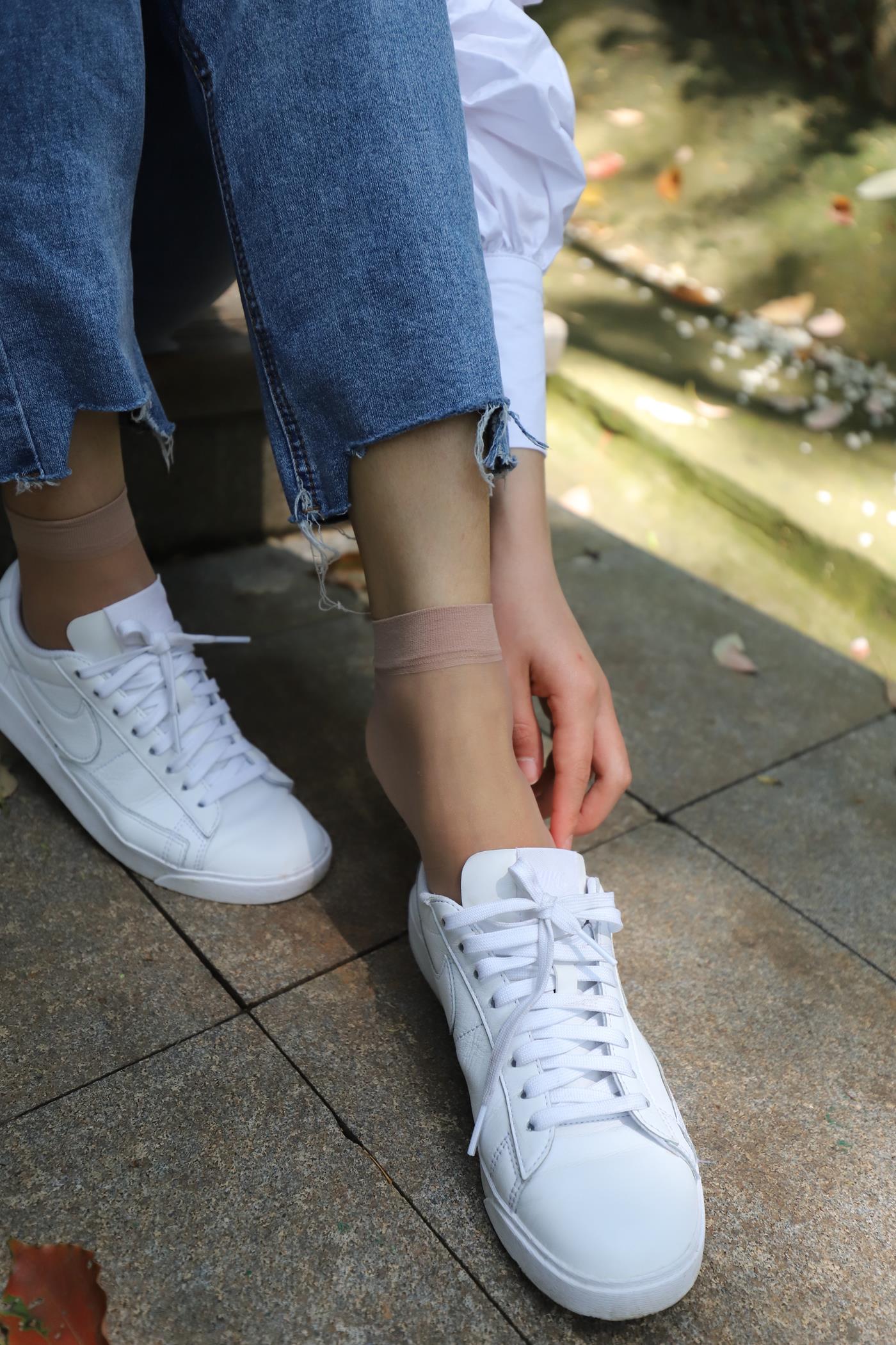 图片[34]-大西瓜爱牙膏-2020 01X活动 模特2（二） 牛仔裤短丝白鞋 (2) [100P] – 速更版-美库