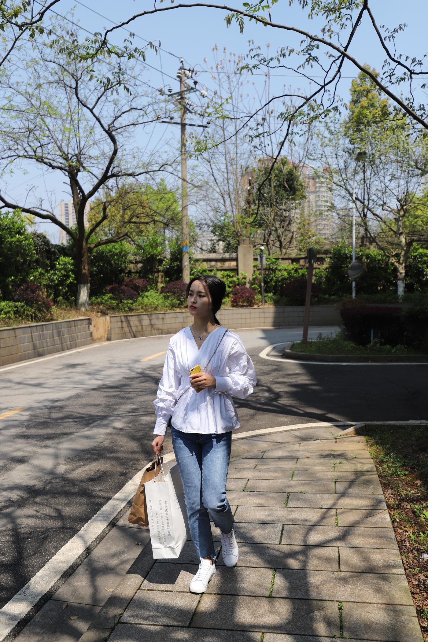 图片[30]-大西瓜爱牙膏-2020 01X活动 模特2（二） 牛仔裤短丝白鞋 (1) [96P] – 速更版-美库