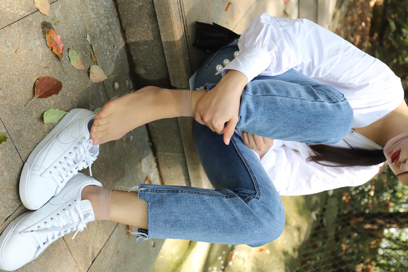 图片[51]-大西瓜爱牙膏-2020 01X活动 模特2（二） 牛仔裤短丝白鞋 (2) [100P] – 速更版-美库