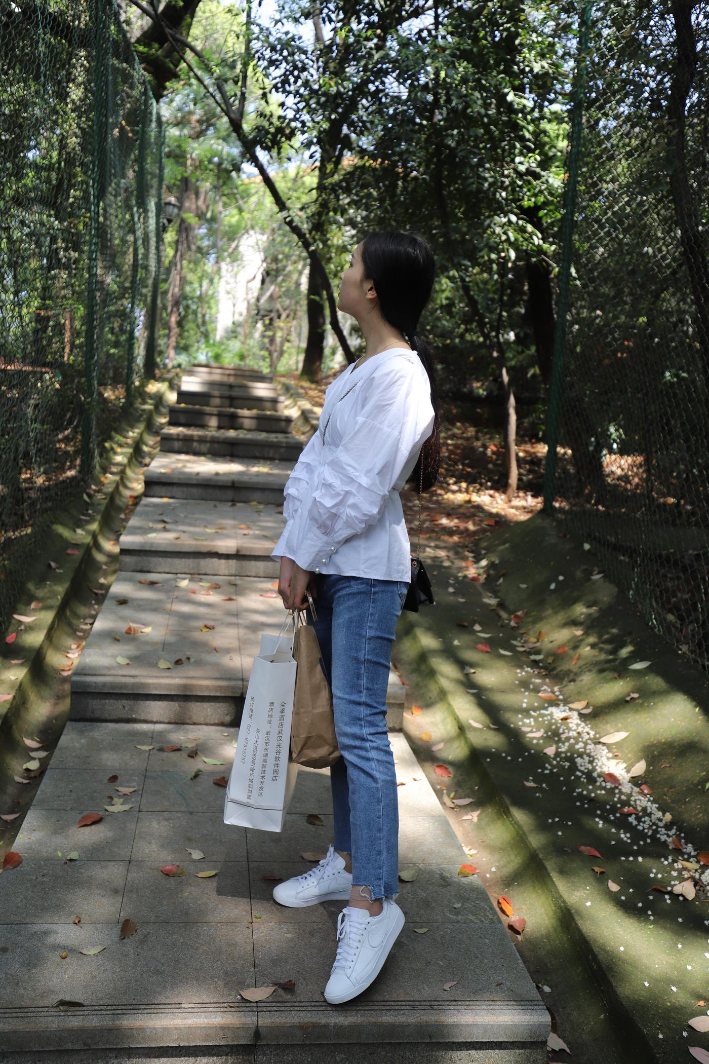 图片[41]-大西瓜爱牙膏-2020 01X活动 模特2（二） 牛仔裤短丝白鞋 (1) [96P] – 速更版-美库