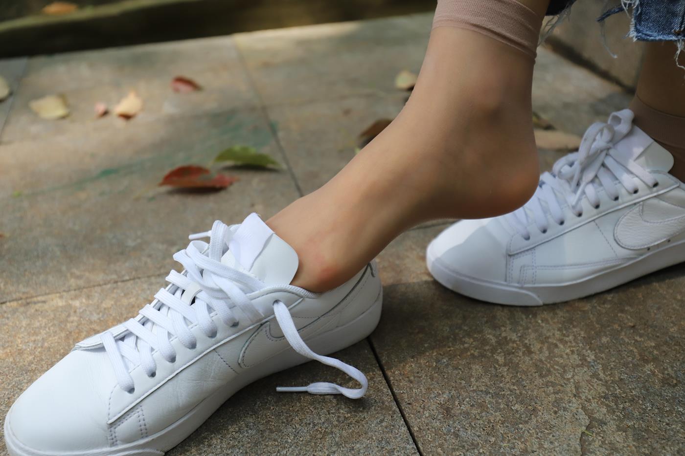 图片[84]-大西瓜爱牙膏-2020 01X活动 模特2（二） 牛仔裤短丝白鞋 (1) [96P] – 速更版-美库