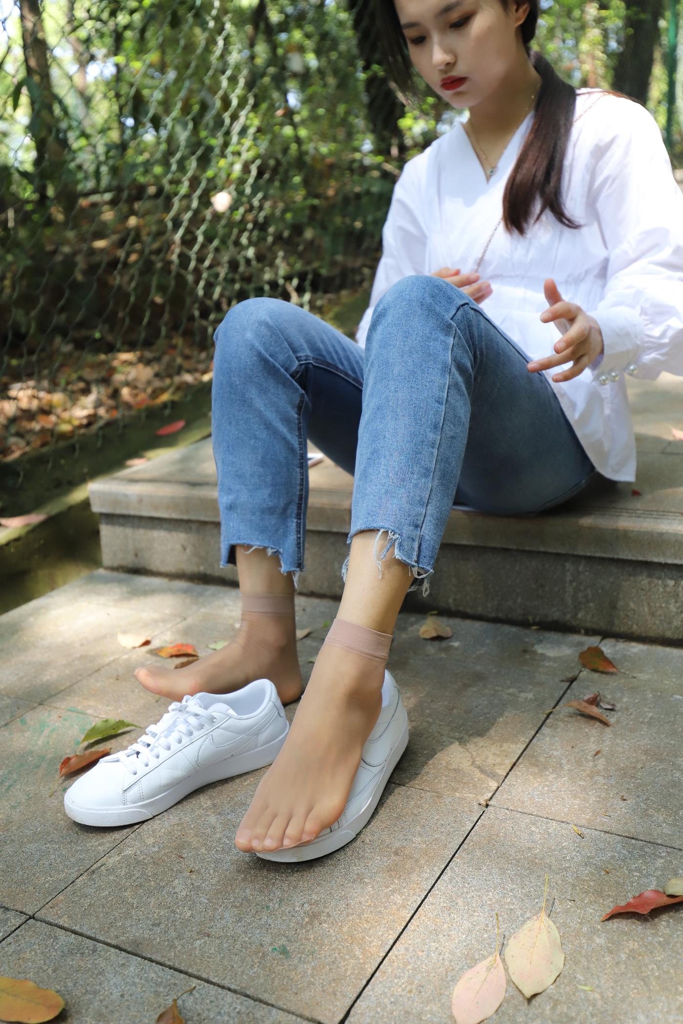 图片[97]-大西瓜爱牙膏-2020 01X活动 模特2（二） 牛仔裤短丝白鞋 (2) [100P] – 速更版-美库