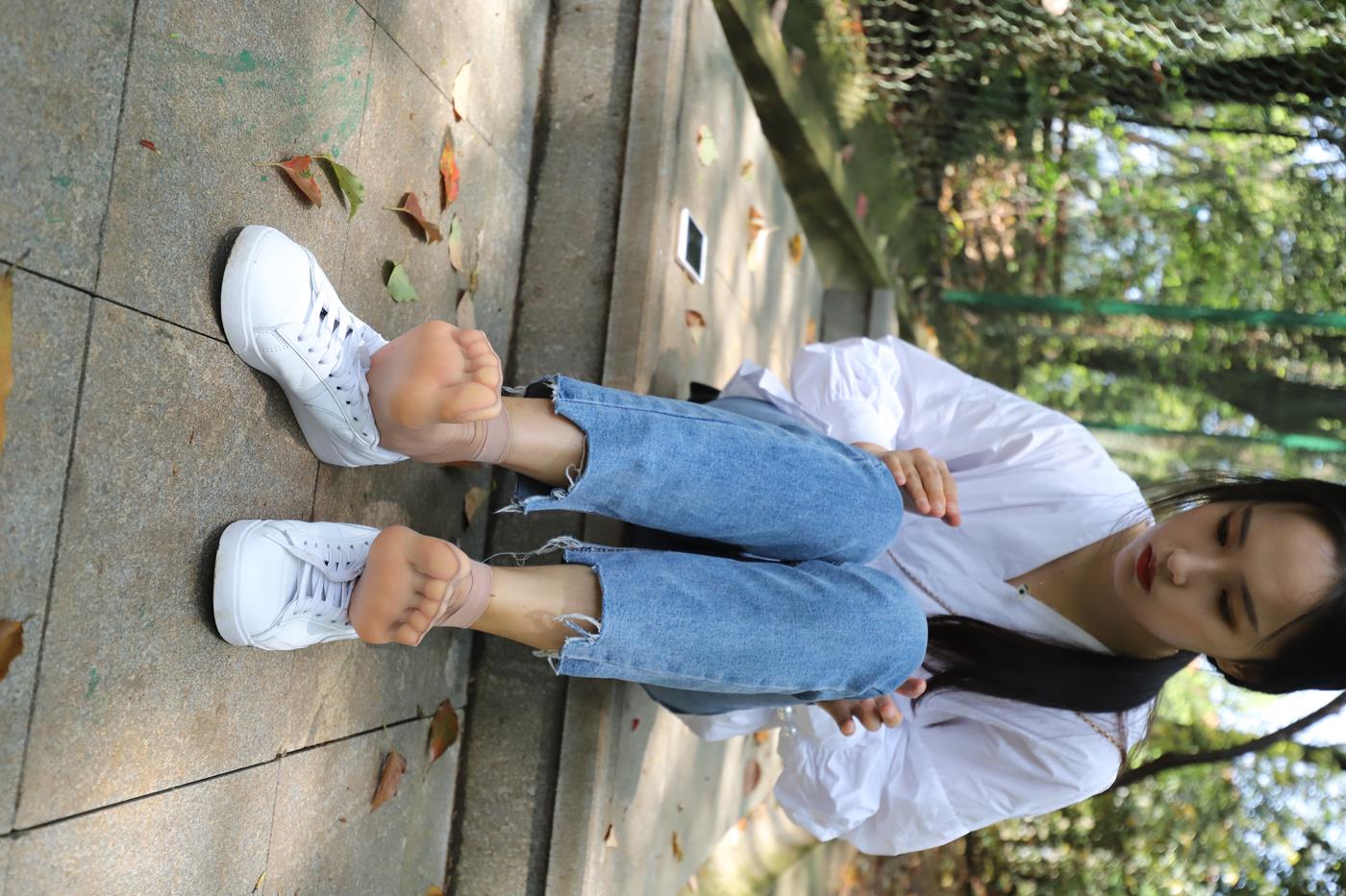 图片[101]-大西瓜爱牙膏-2020 01X活动 模特2（二） 牛仔裤短丝白鞋 (2) [100P] – 速更版-美库