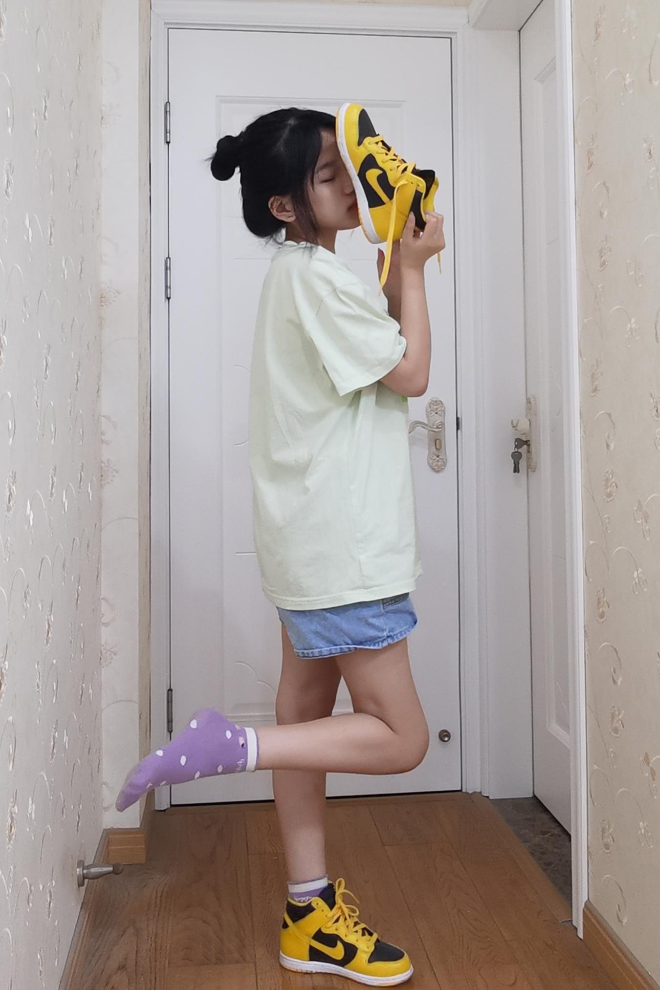 图片[12]-[誉铭传媒]袜足摄影 2022年《8月整合福利》二 （1）[84P] – 速更版-美库