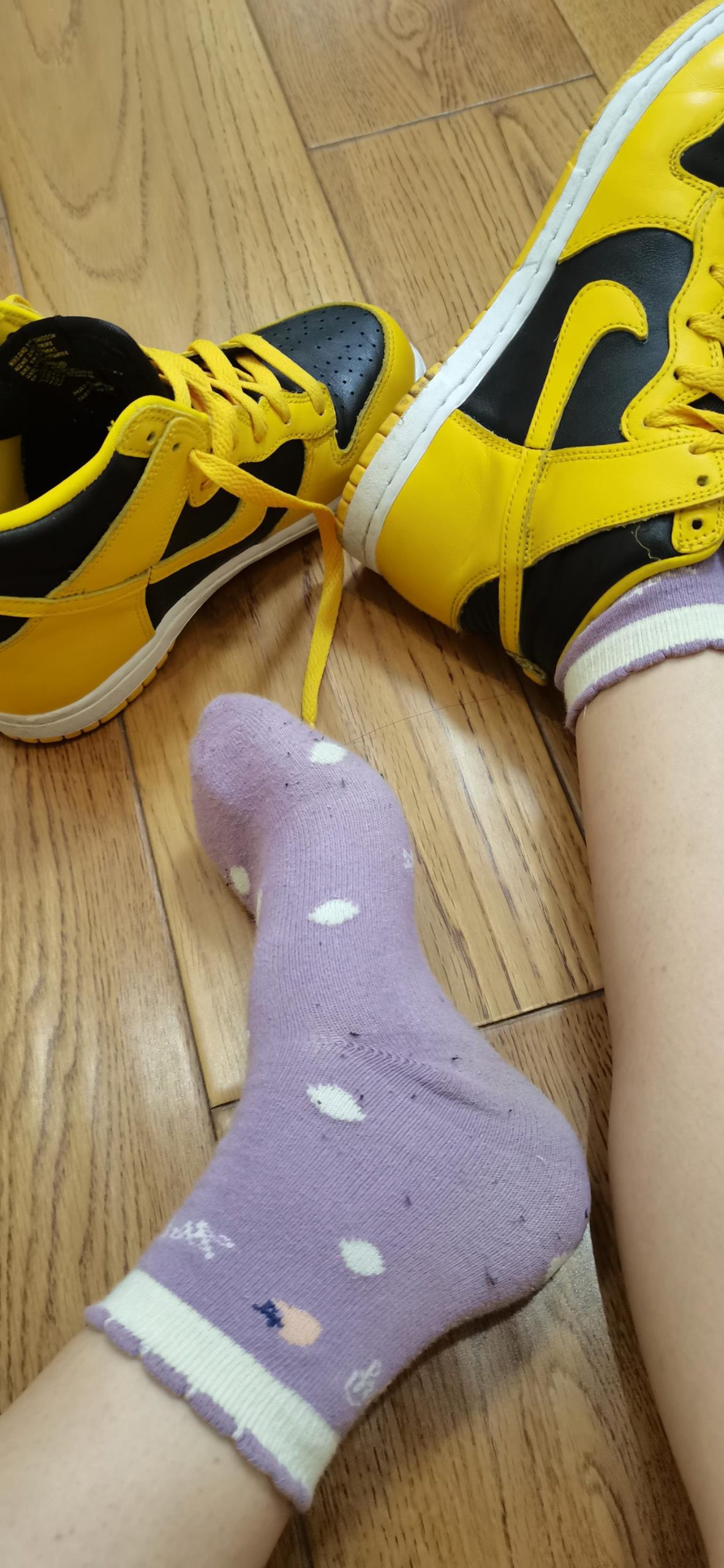 图片[25]-[誉铭传媒]袜足摄影 2022年《8月整合福利》二 （2）[49P] – 速更版-美库