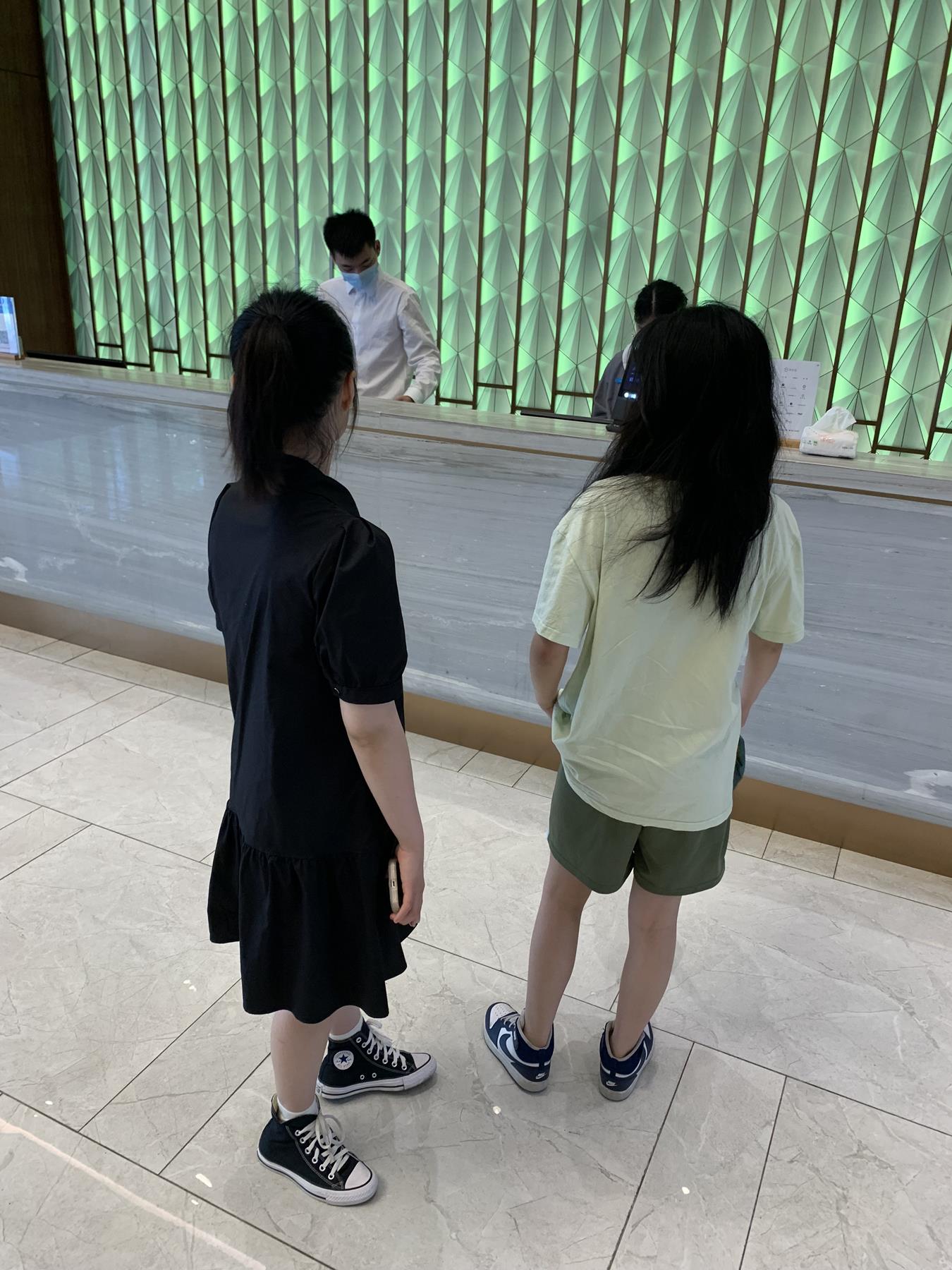 图片[26]-[誉铭传媒]袜足摄影 2022年《8月整合福利》二 （2）[49P] – 速更版-美库