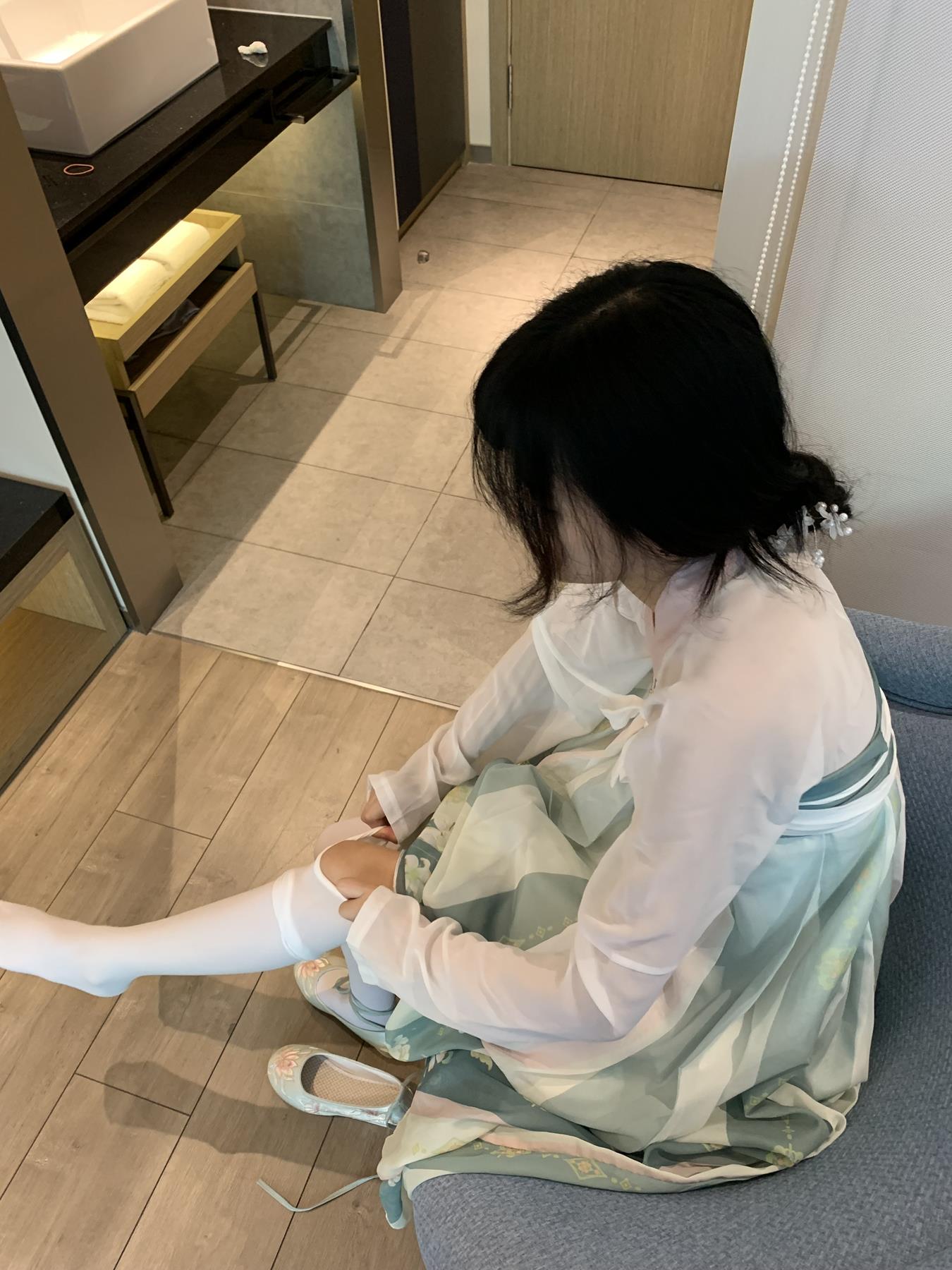 图片[85]-[誉铭传媒]袜足摄影 2022年《8月整合福利》二 （1）[84P] – 速更版-美库