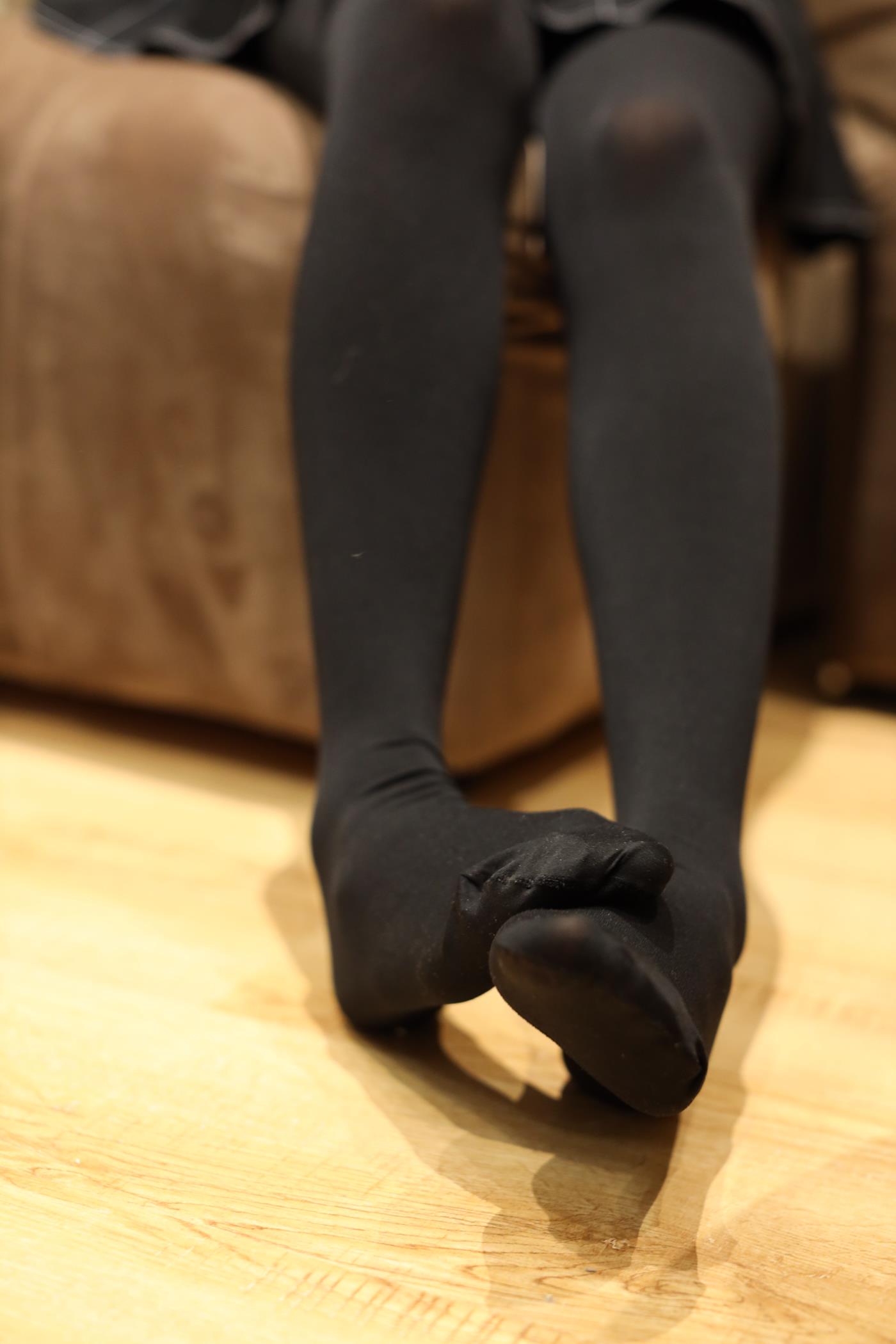 图片[63]-大西瓜爱牙膏-2020 02月活动 模特1（一） 牛仔裙厚黑丝 [62P] – 速更版-美库