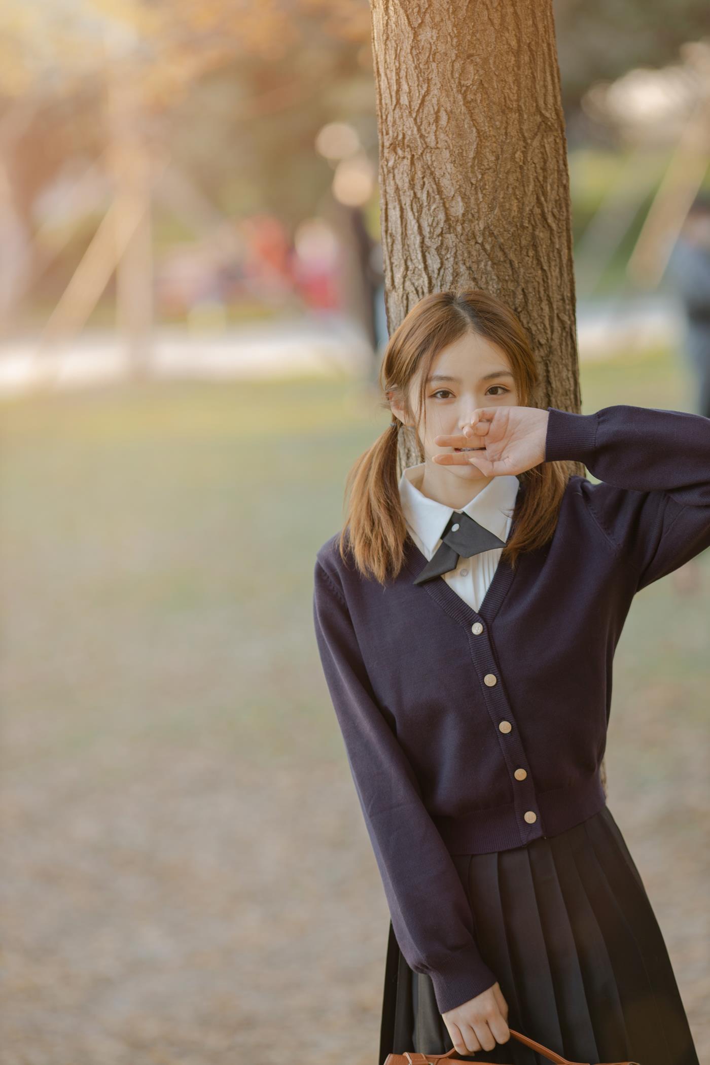 图片[10]-[YITUYU艺图语] 2022.01.19 秋天，陪你一起看银杏 朱云慧大魔王 [28P] – 速更版-美库