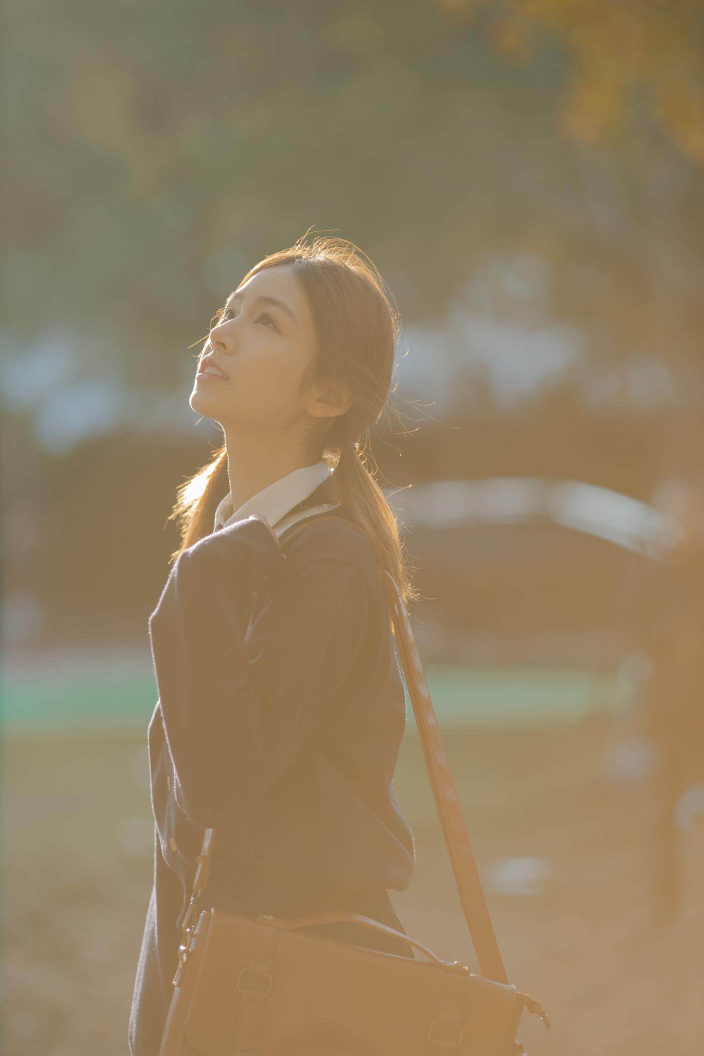 图片[20]-[YITUYU艺图语] 2022.01.19 秋天，陪你一起看银杏 朱云慧大魔王 [28P] – 速更版-美库