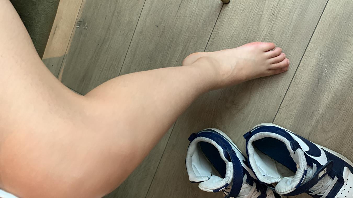 图片[19]-[誉铭传媒]袜足摄影 2022年《9月整合福利》(1) [84P] – 速更版-美库