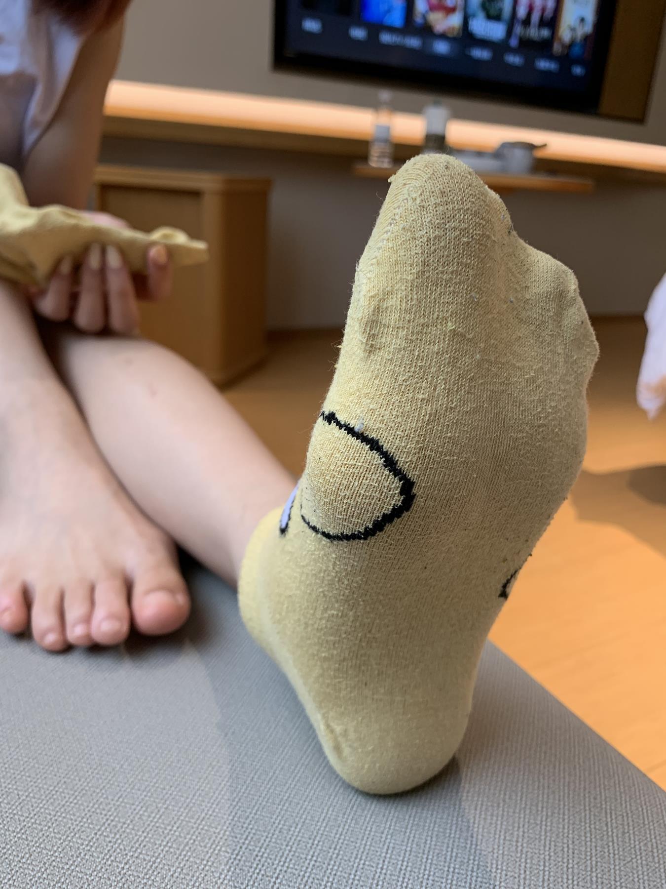 图片[28]-[誉铭传媒]袜足摄影 2022年《9月整合福利》(2) [44P] – 速更版-美库