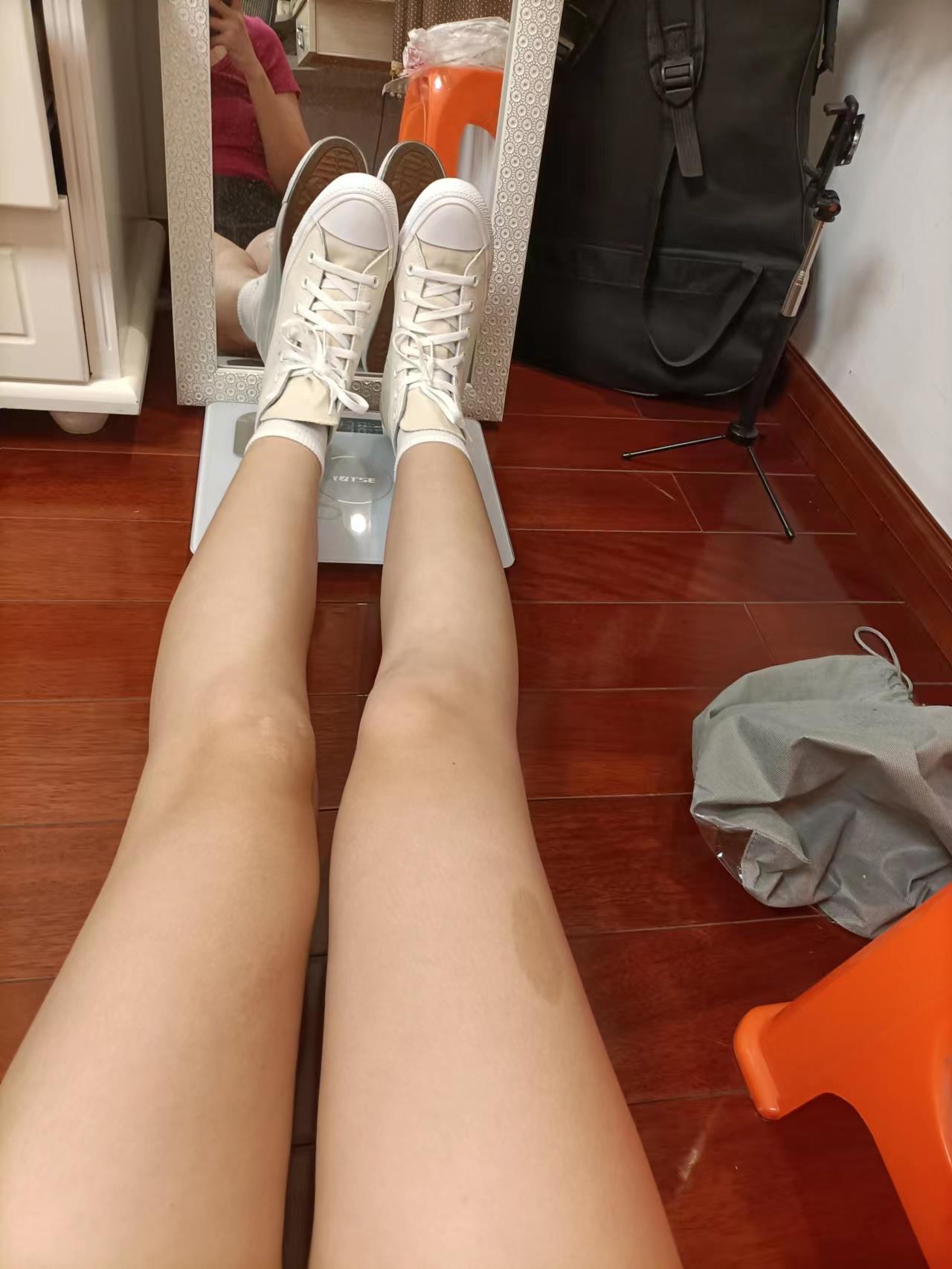 图片[45]-[誉铭传媒]袜足摄影 2022年《9月整合福利》(1) [84P] – 速更版-美库