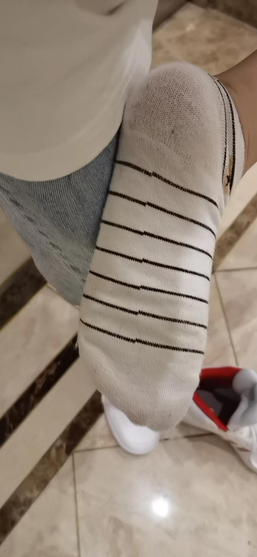 图片[58]-[誉铭传媒]袜足摄影 2022年《9月整合福利》(1) [84P] – 速更版-美库