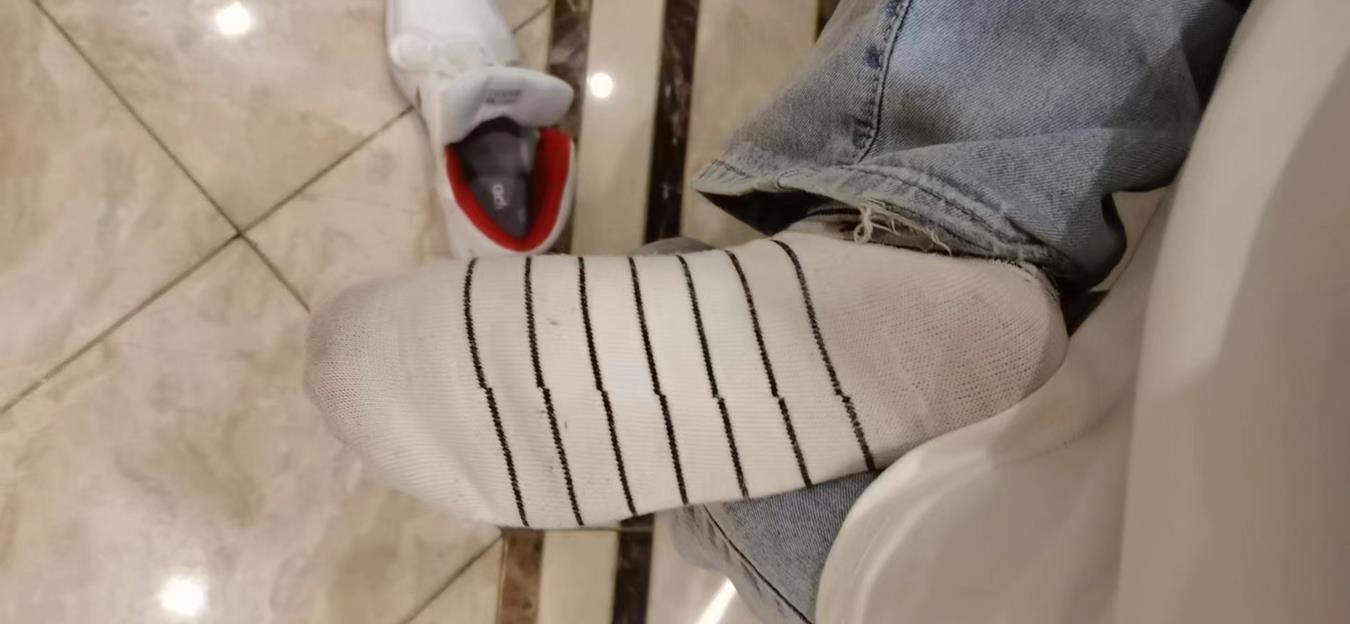 图片[59]-[誉铭传媒]袜足摄影 2022年《9月整合福利》(1) [84P] – 速更版-美库