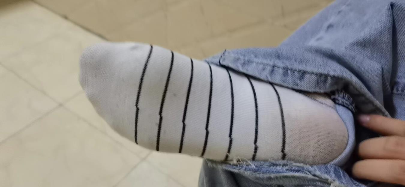 图片[63]-[誉铭传媒]袜足摄影 2022年《9月整合福利》(1) [84P] – 速更版-美库