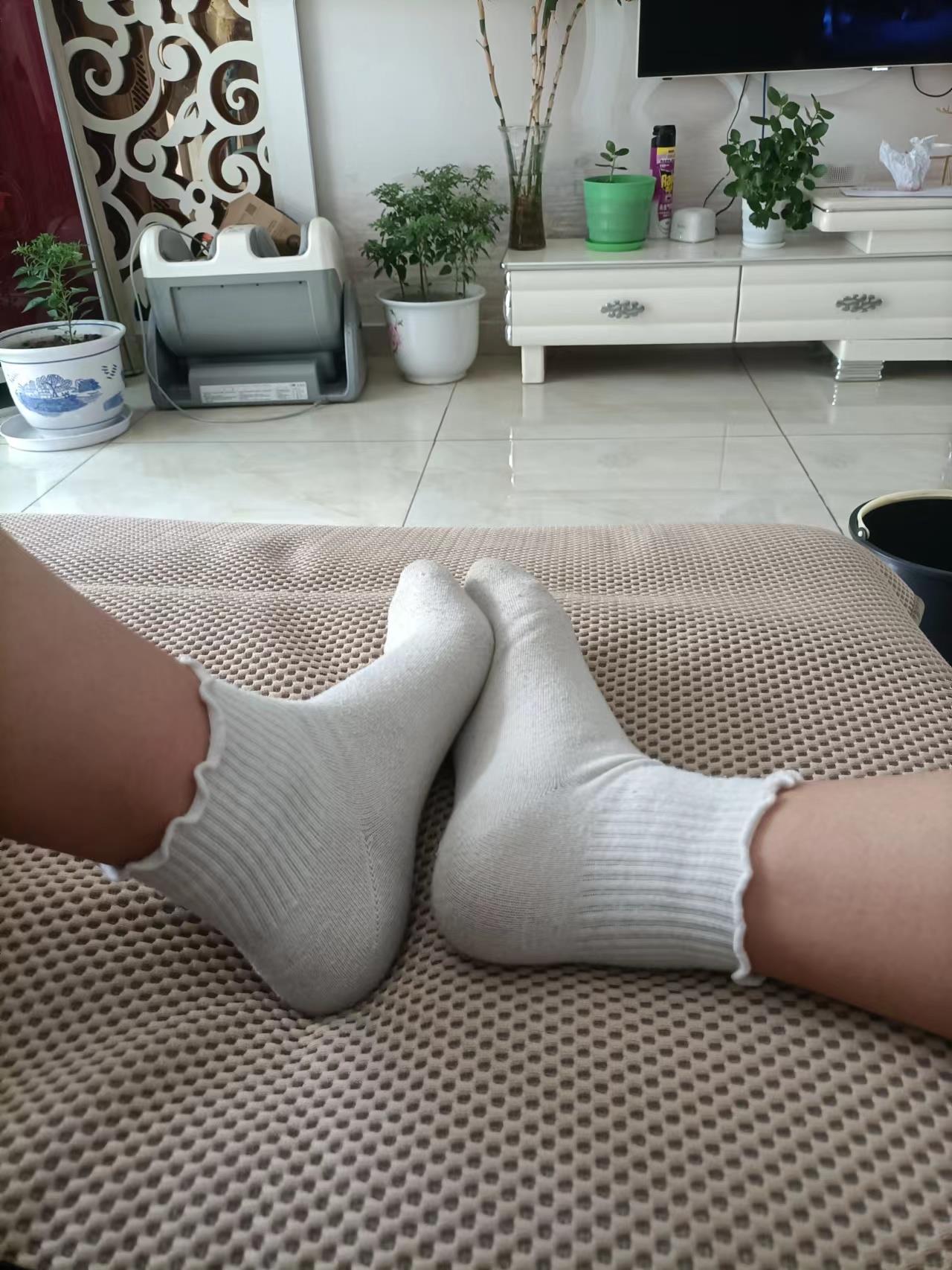 图片[65]-[誉铭传媒]袜足摄影 2022年《9月整合福利》(1) [84P] – 速更版-美库