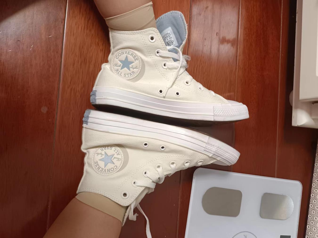 图片[76]-[誉铭传媒]袜足摄影 2022年《9月整合福利》(1) [84P] – 速更版-美库