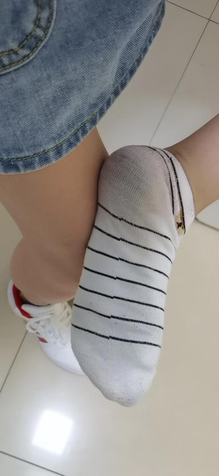 图片[82]-[誉铭传媒]袜足摄影 2022年《9月整合福利》(1) [84P] – 速更版-美库