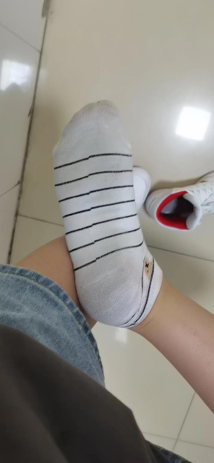 图片[83]-[誉铭传媒]袜足摄影 2022年《9月整合福利》(1) [84P] – 速更版-美库