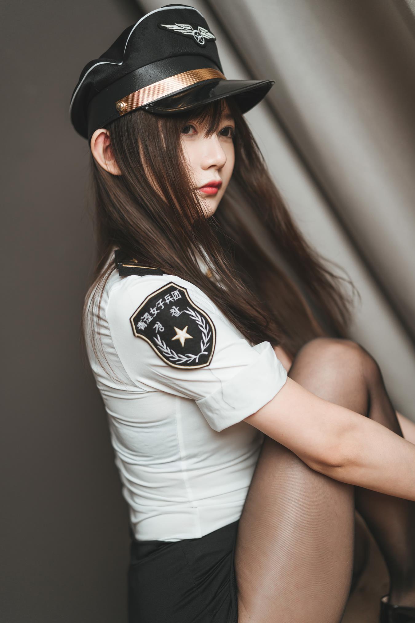 图片[27]-51酱 制服 [30P] – 速更版-美库